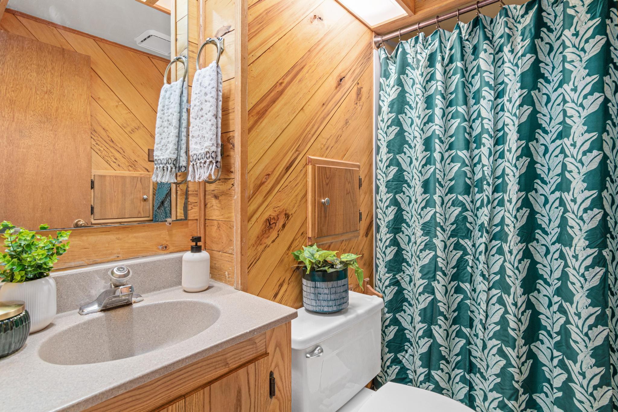 2950 Western Avenue N