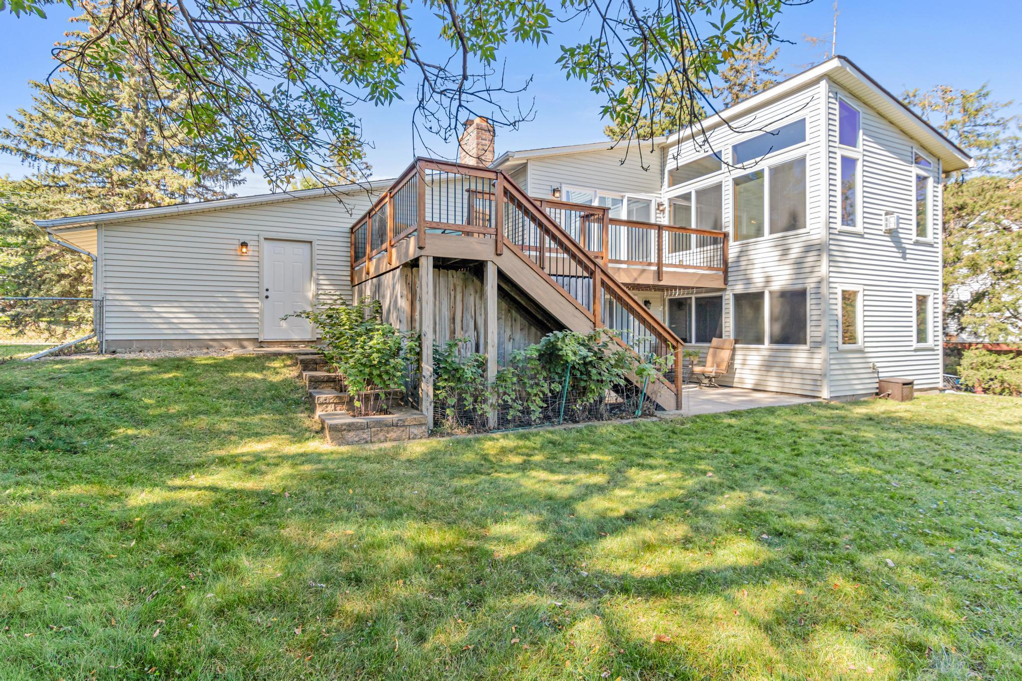 2950 Western Avenue N