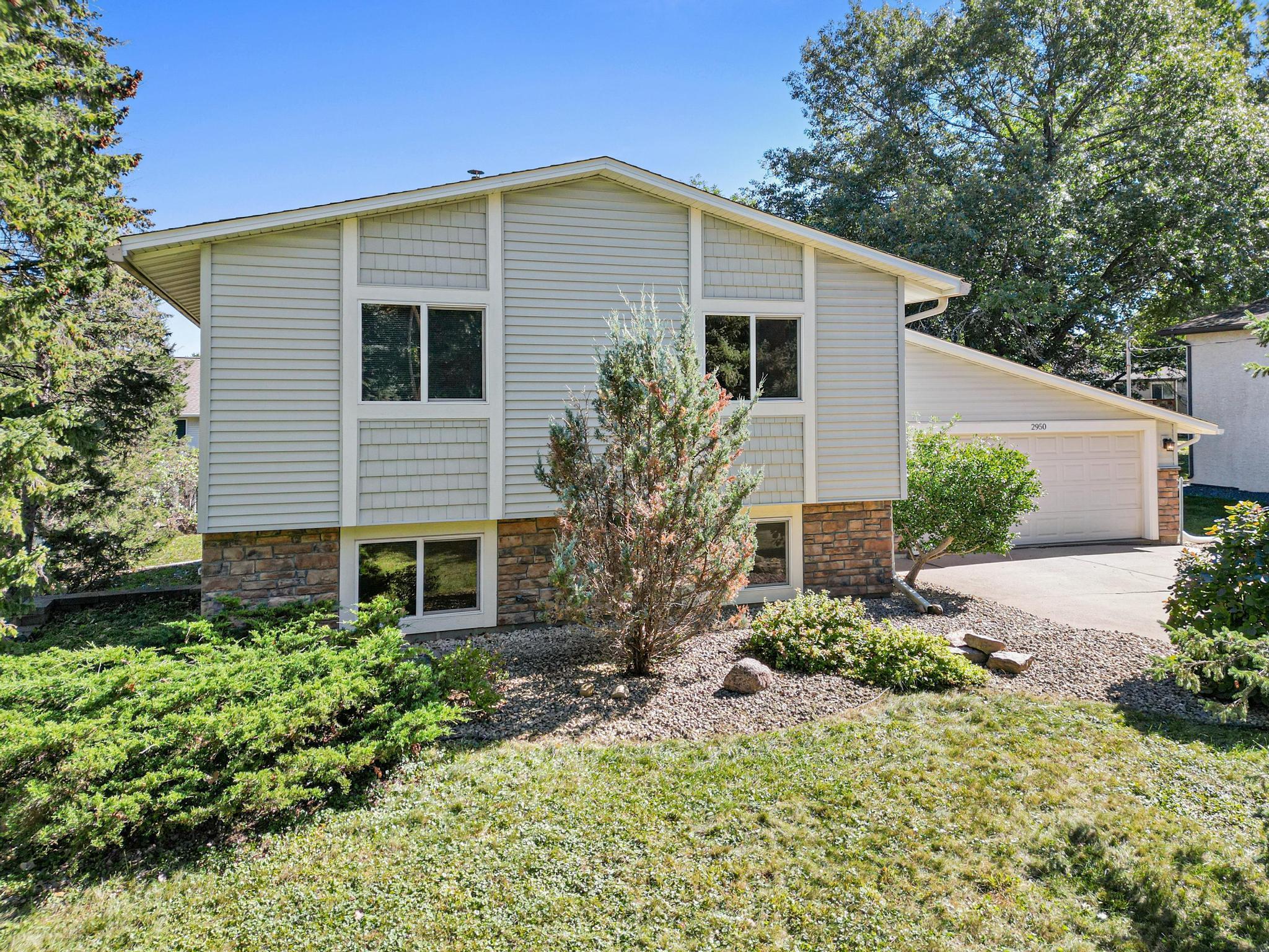 2950 Western Avenue N