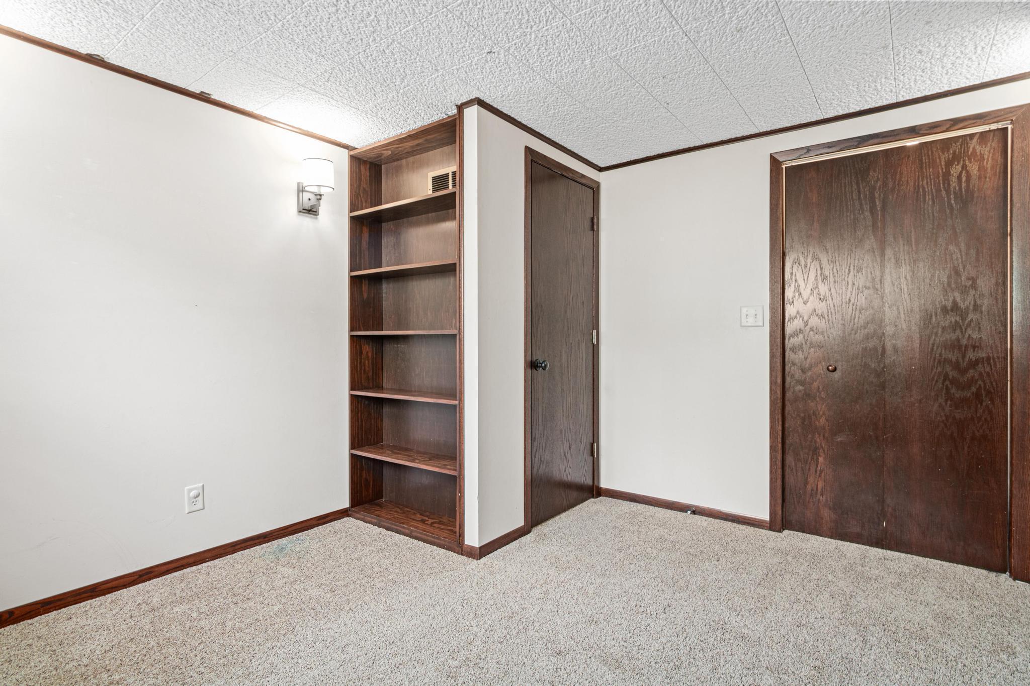 2950 Western Avenue N