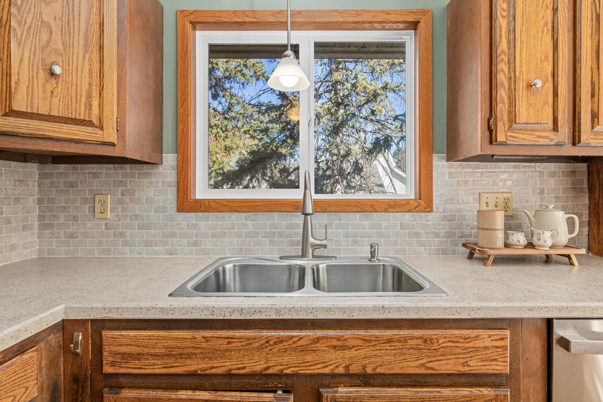 2950 Western Avenue N