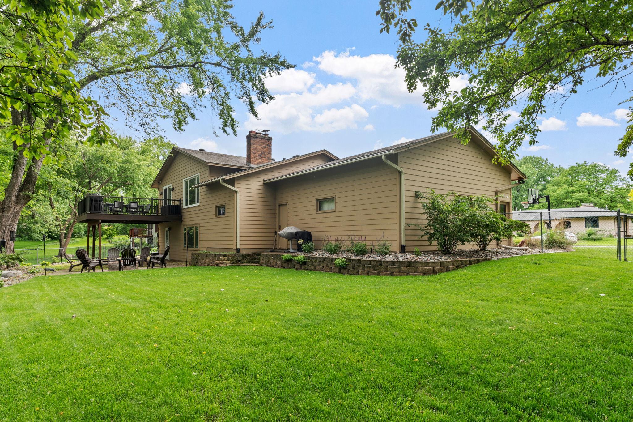 10011 Colorado Road N