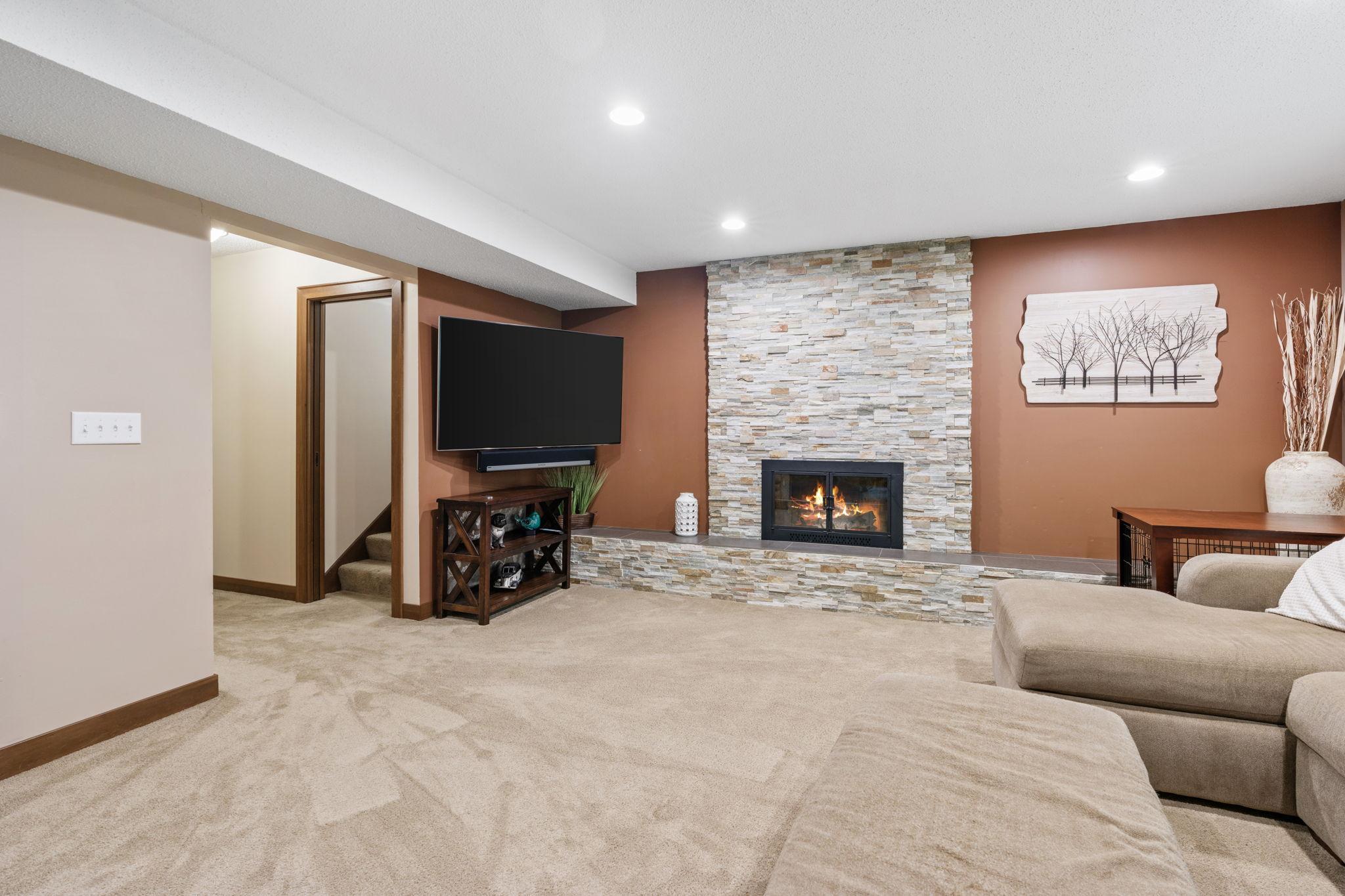 10011 Colorado Road N
