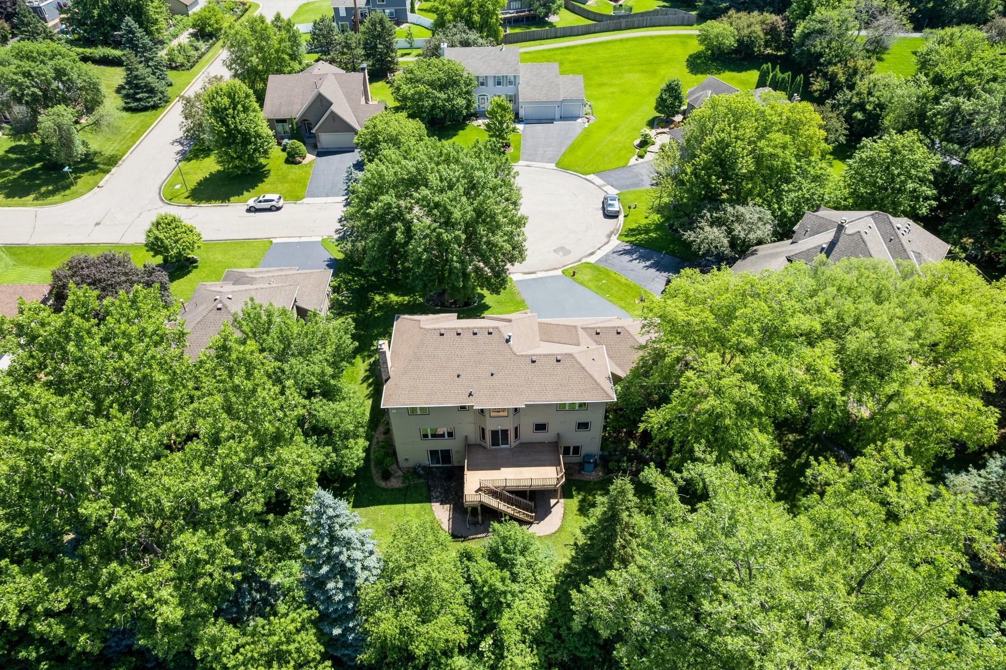 6233 Fernbrook Lane N