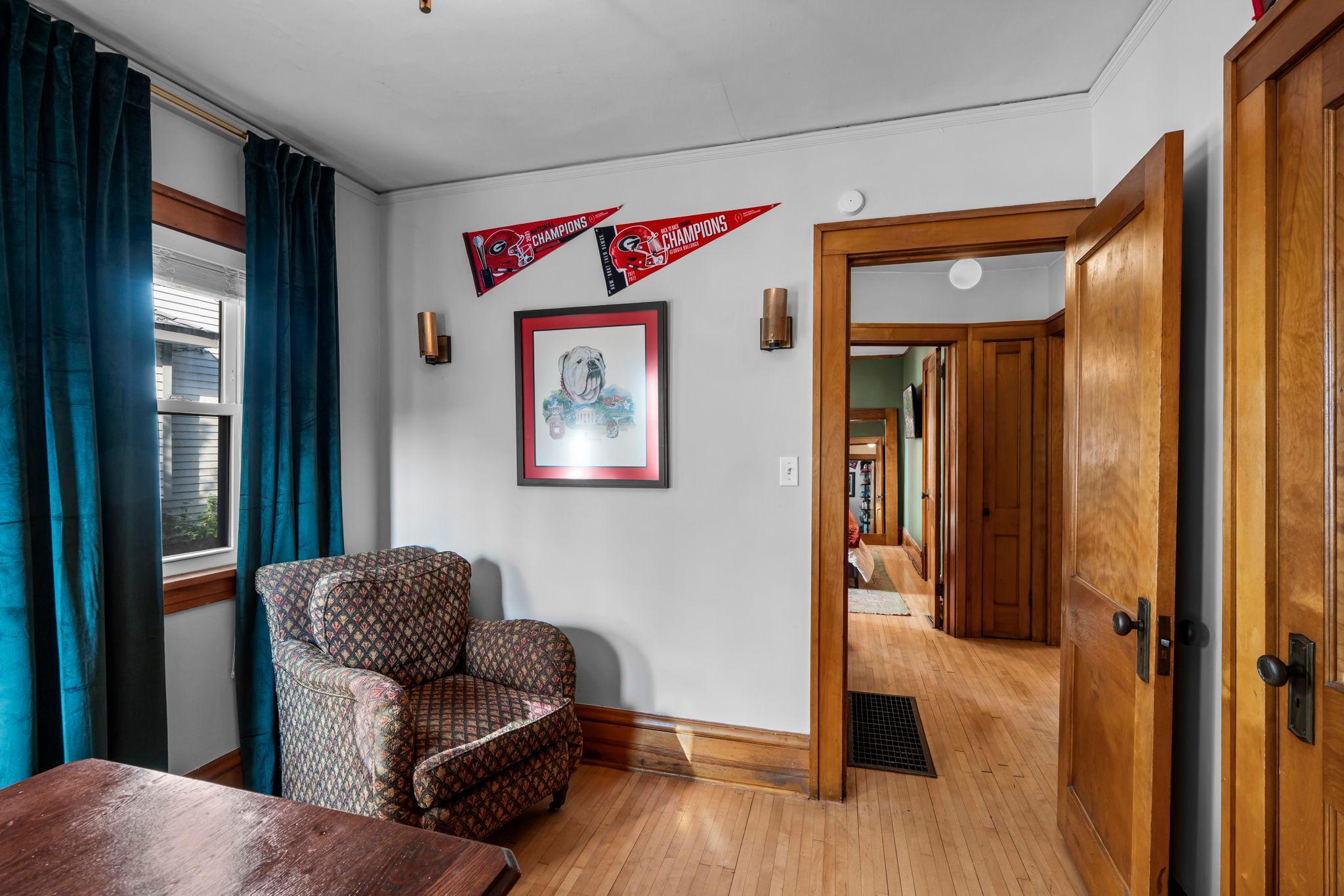 3836 Columbus Avenue