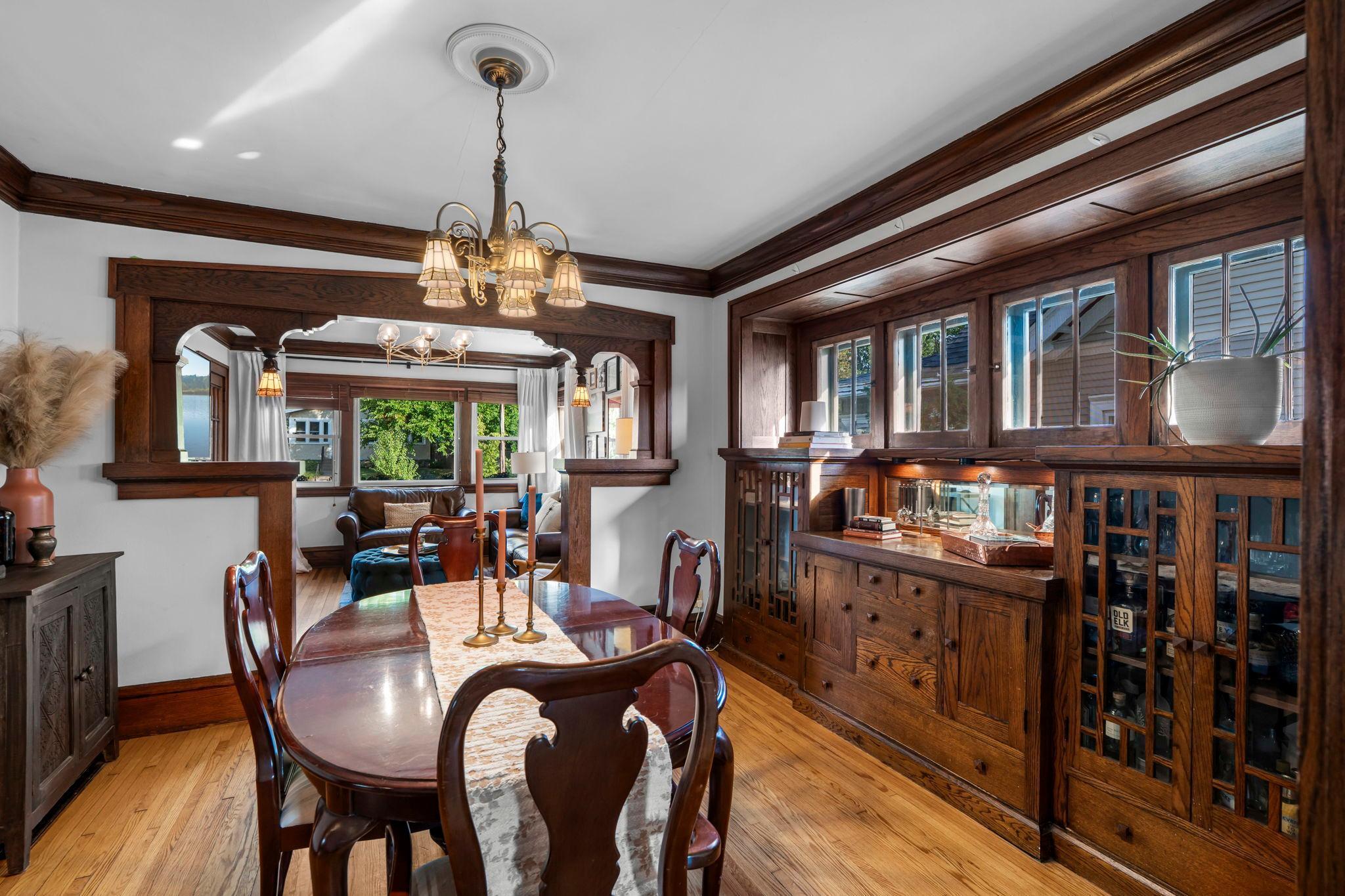 3836 Columbus Avenue