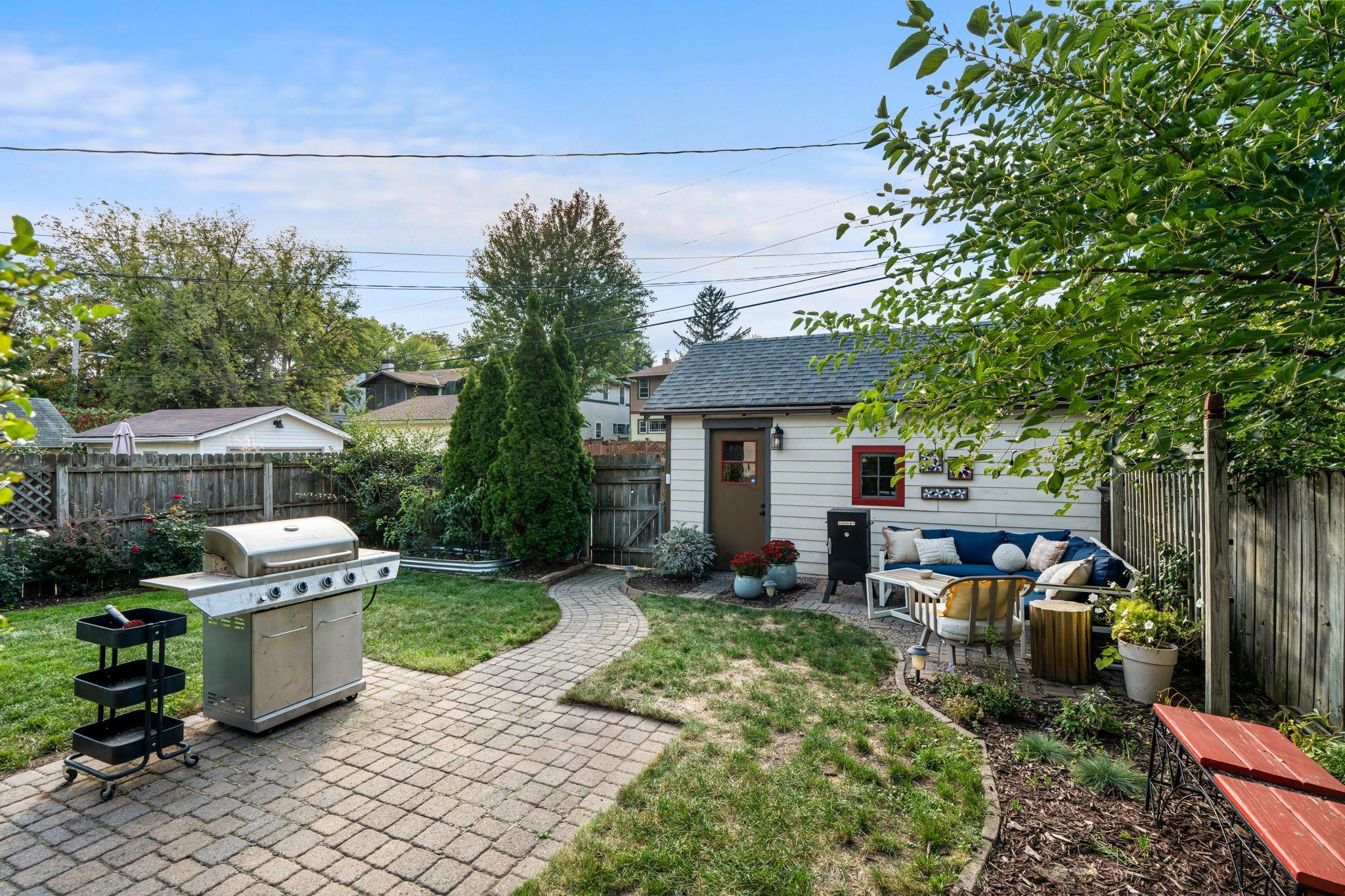 3836 Columbus Avenue