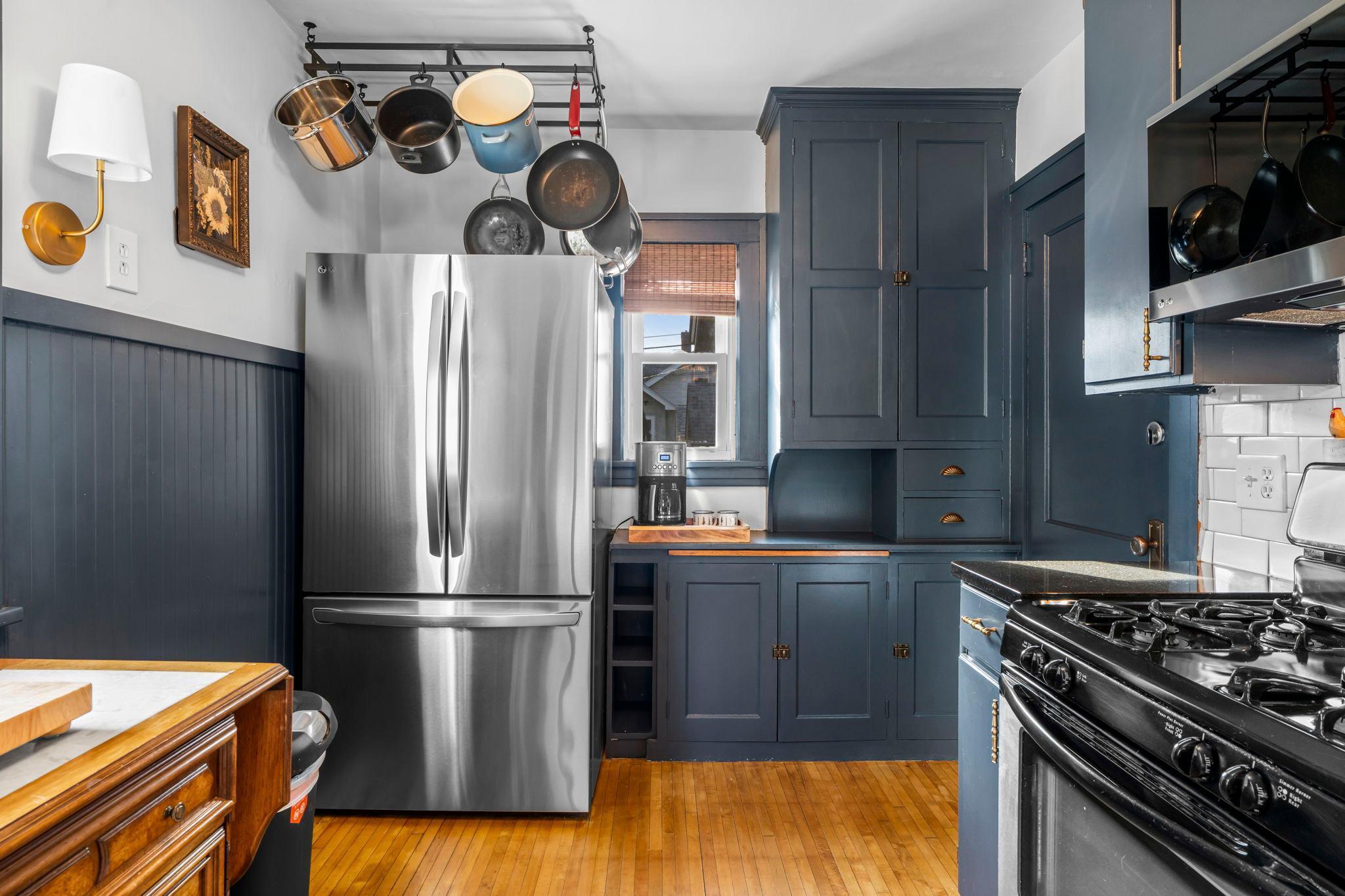 3836 Columbus Avenue