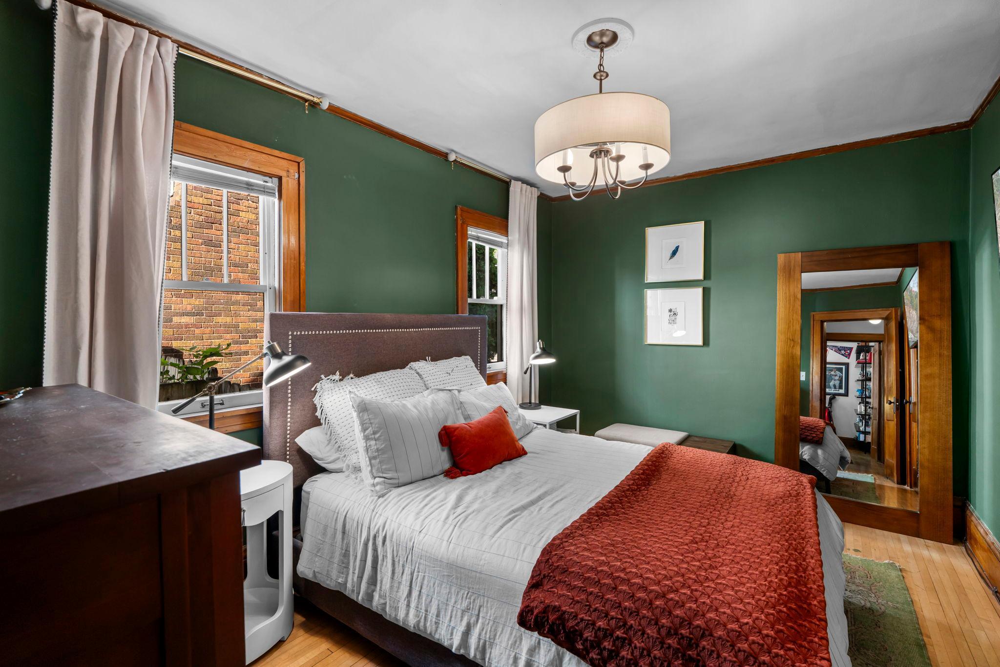 3836 Columbus Avenue