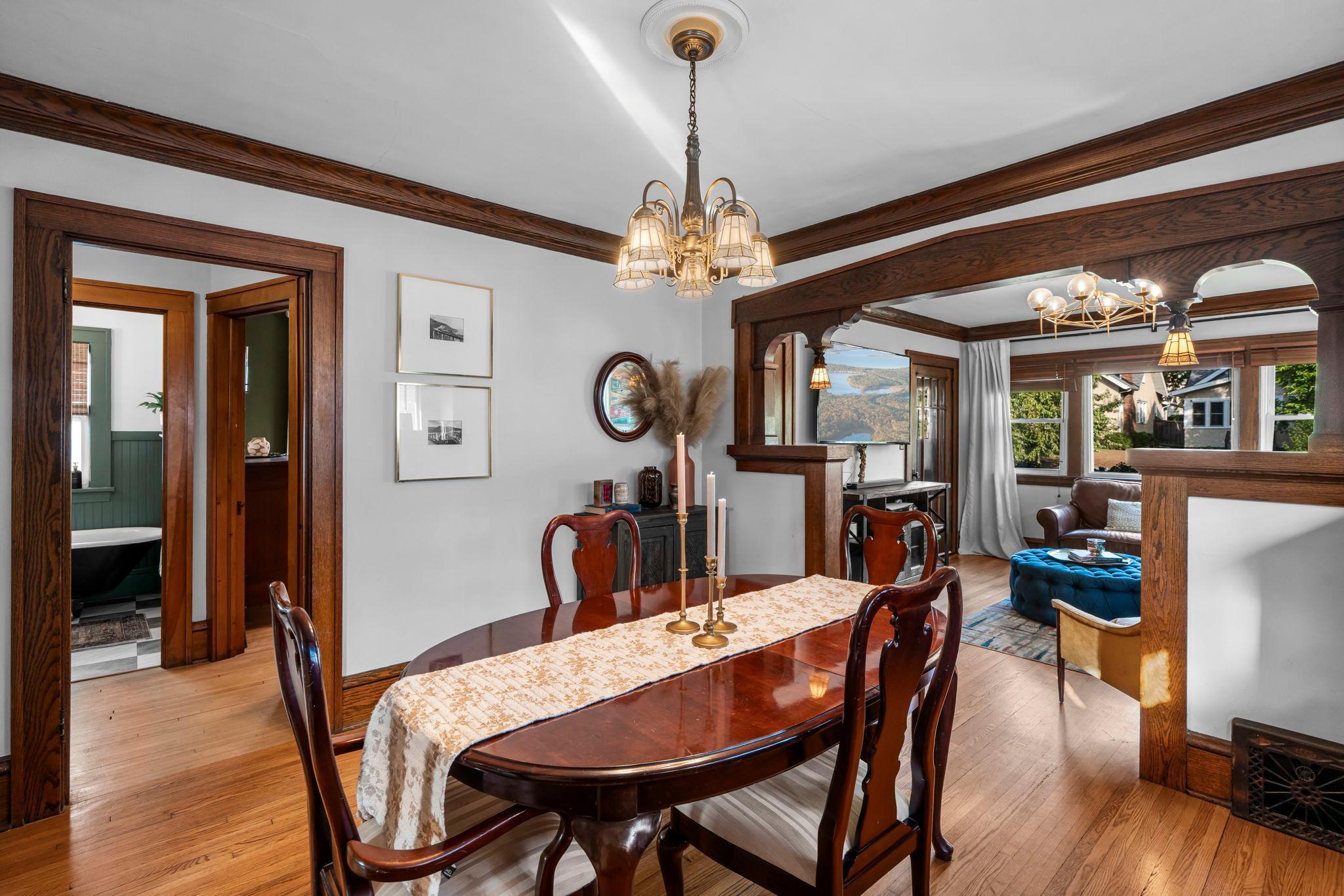 3836 Columbus Avenue