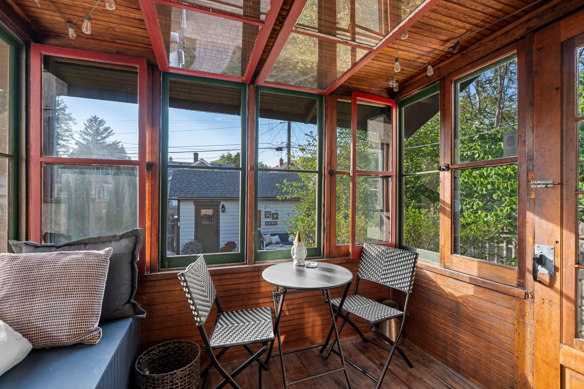 3836 Columbus Avenue