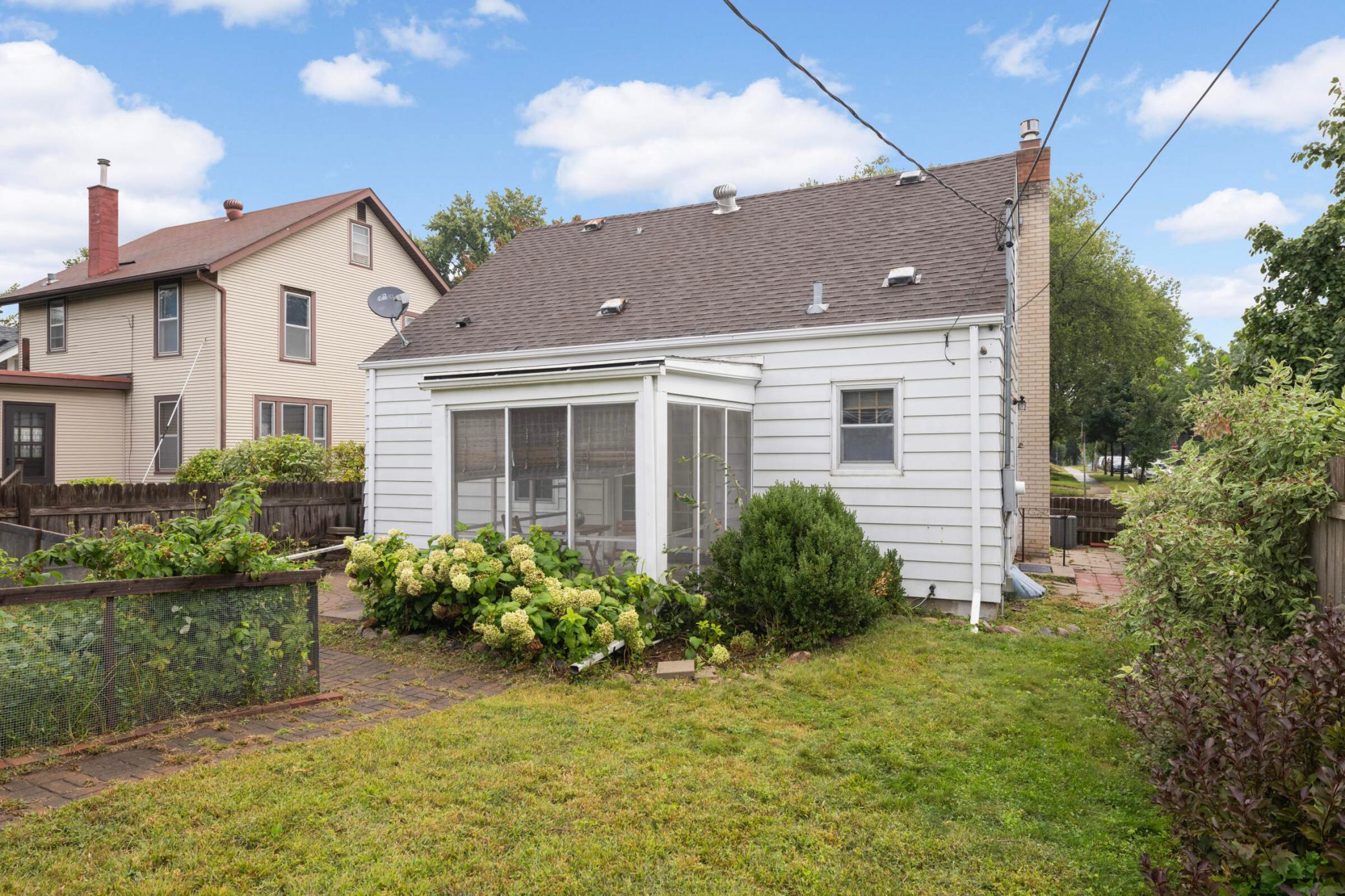 5756 Pillsbury Avenue S