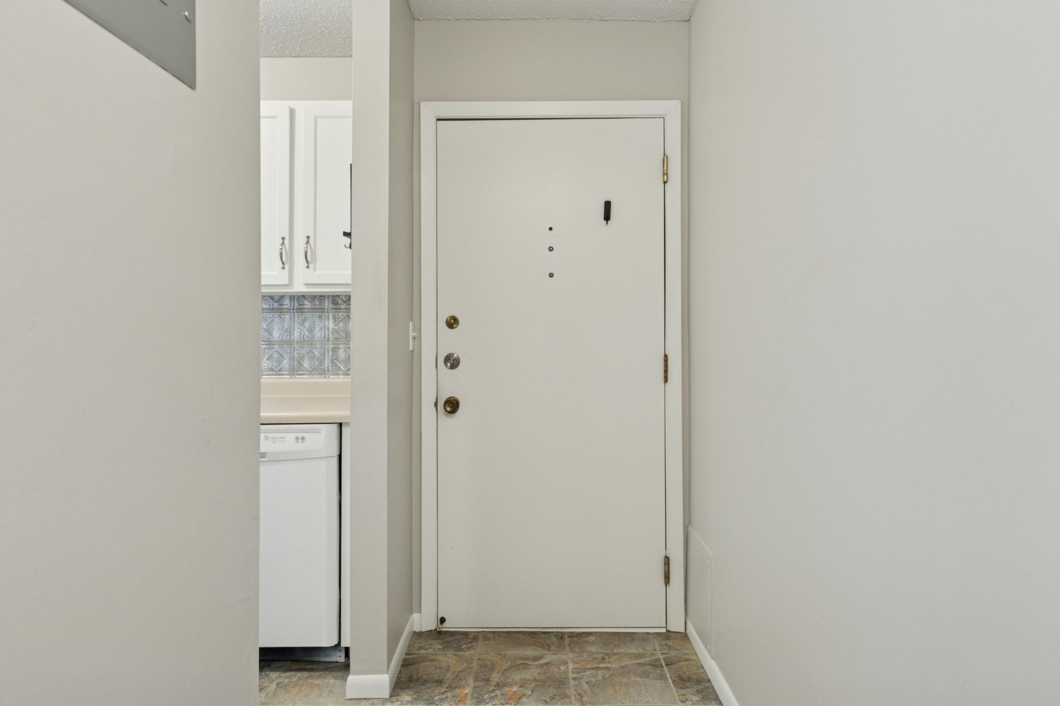 401 E Burnsville Parkway #106
