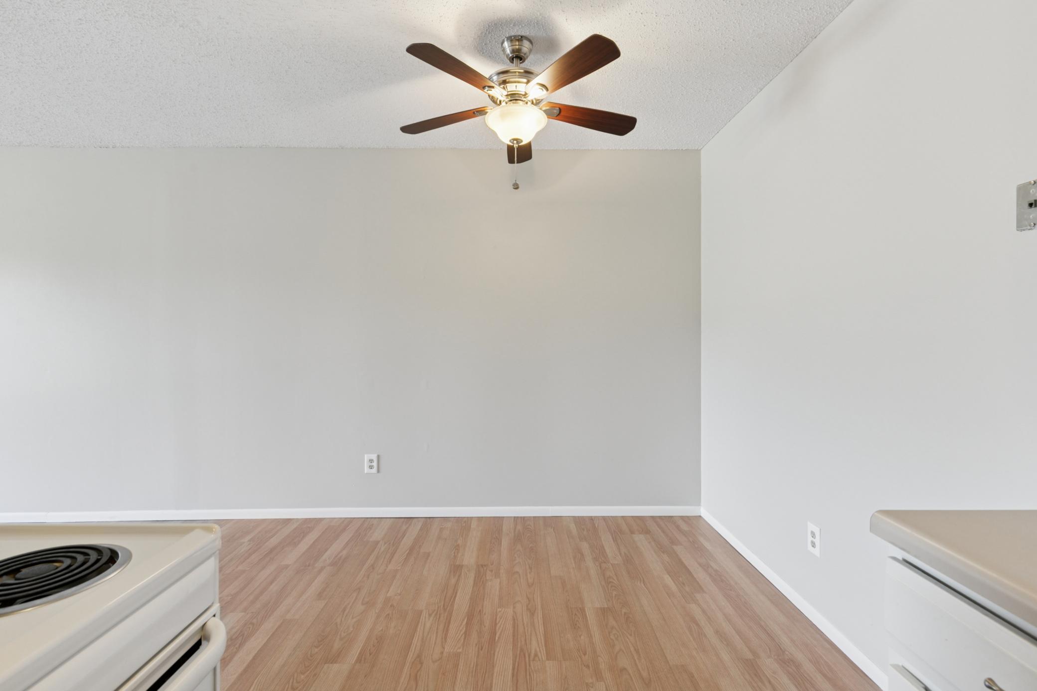 401 E Burnsville Parkway #106