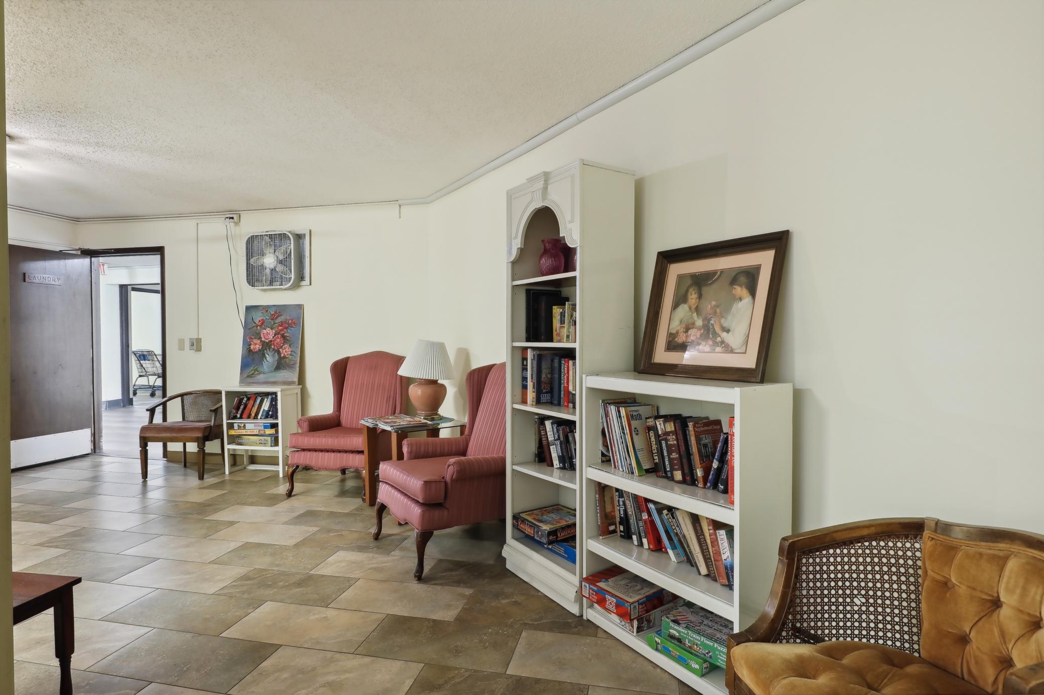 401 E Burnsville Parkway #106