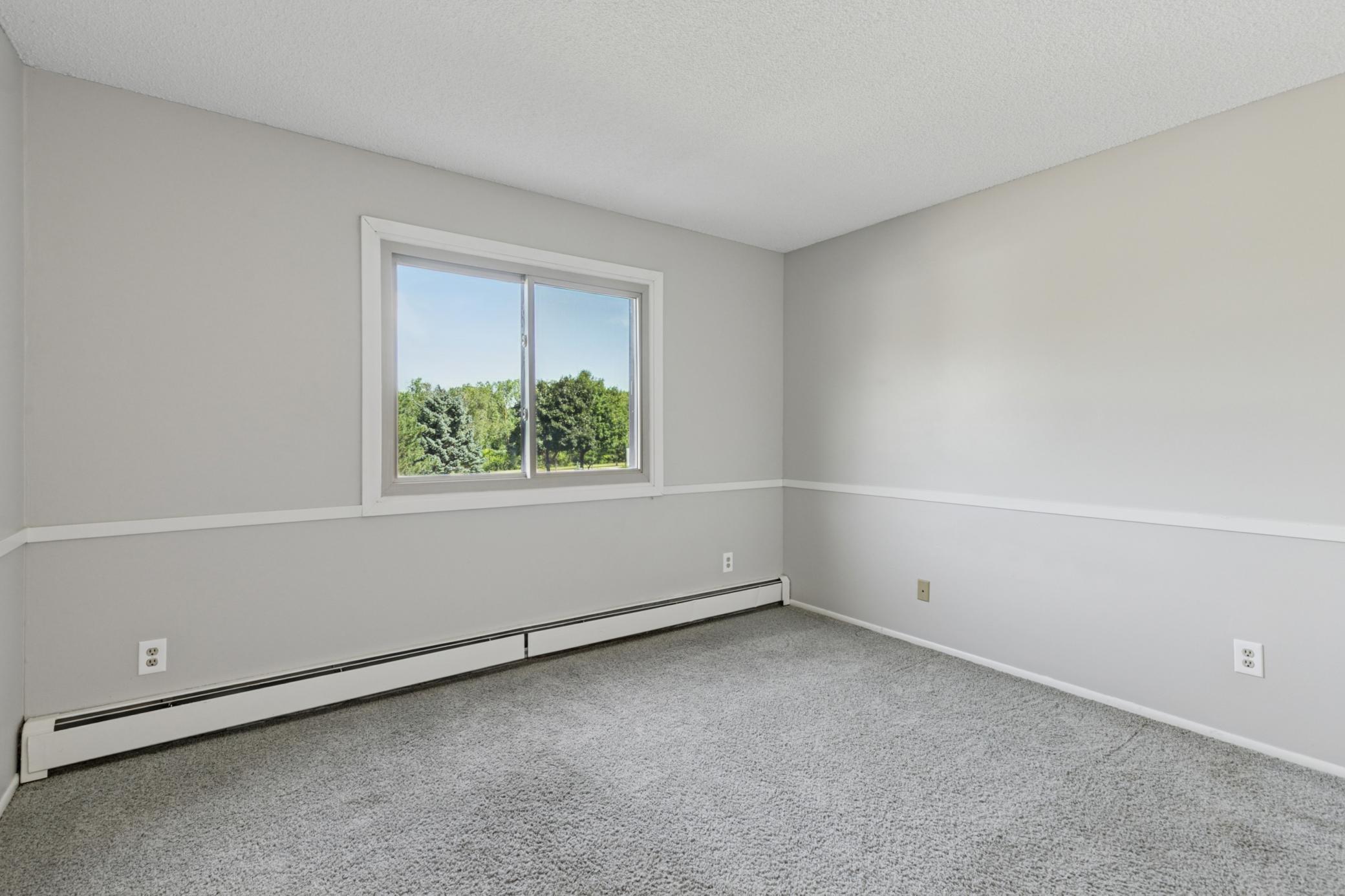 401 E Burnsville Parkway #106