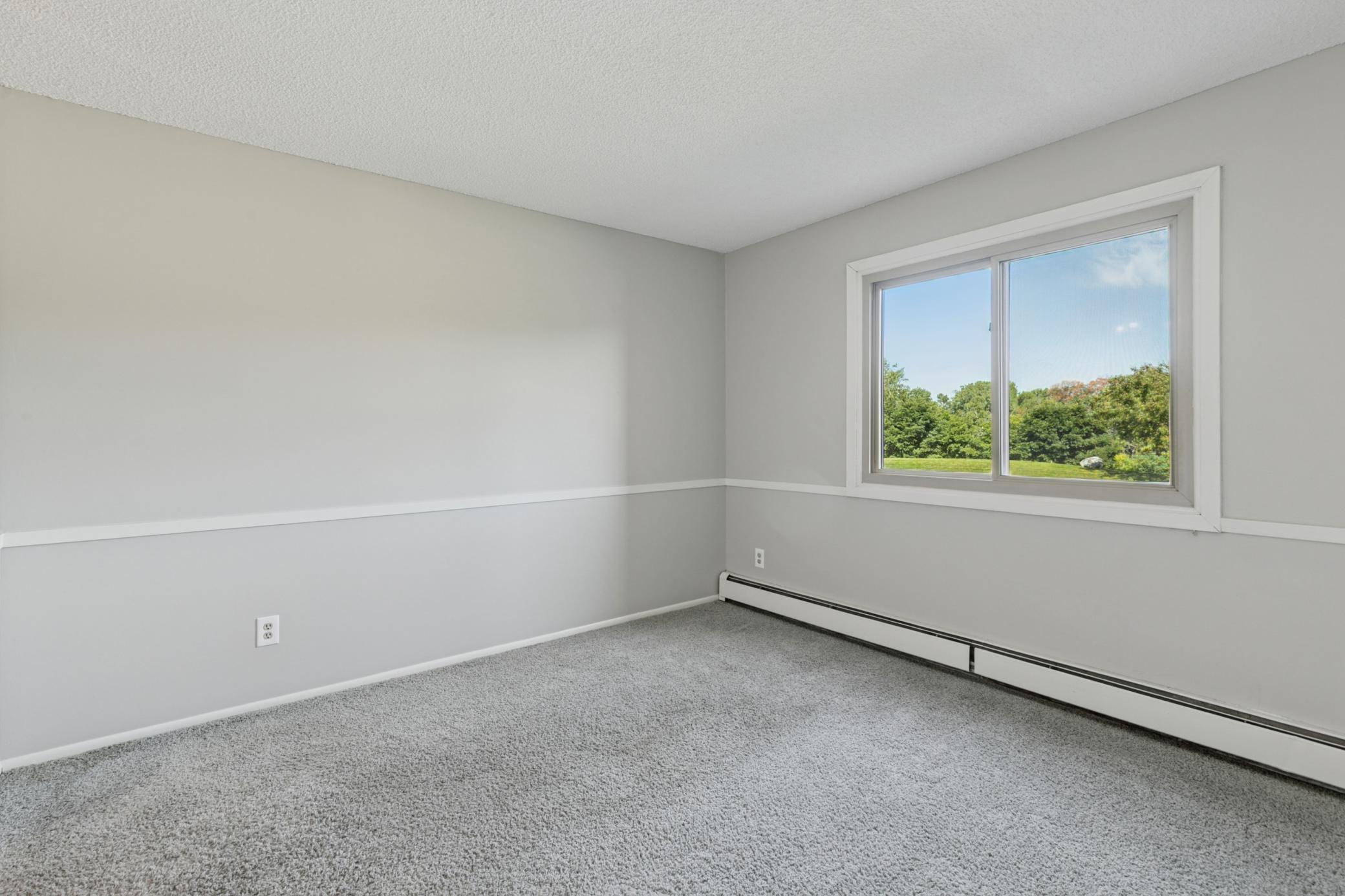 401 E Burnsville Parkway #106