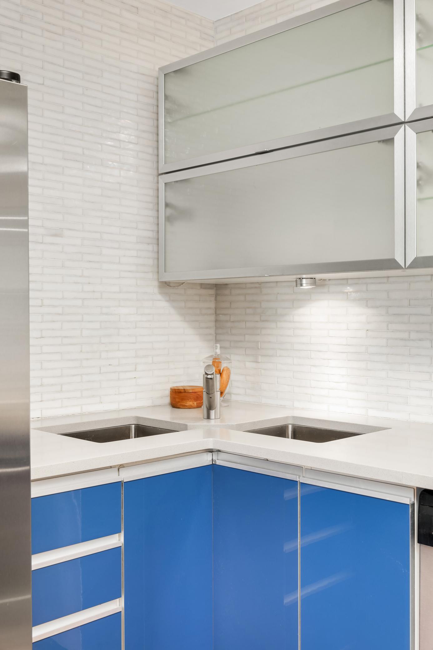 2928 Dean Parkway #3B