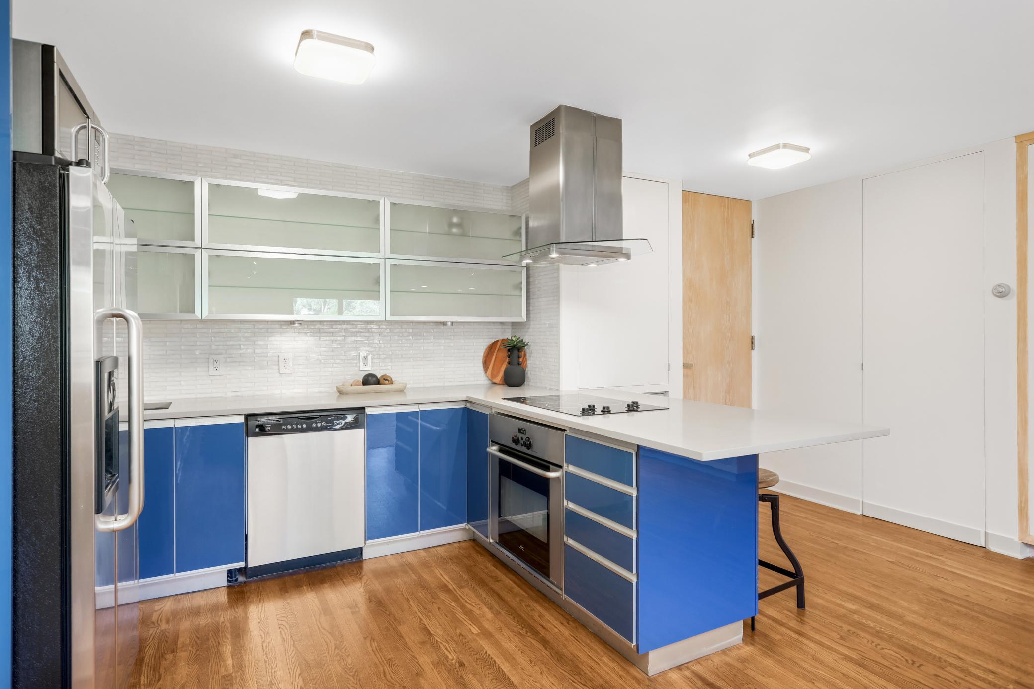 2928 Dean Parkway #3B