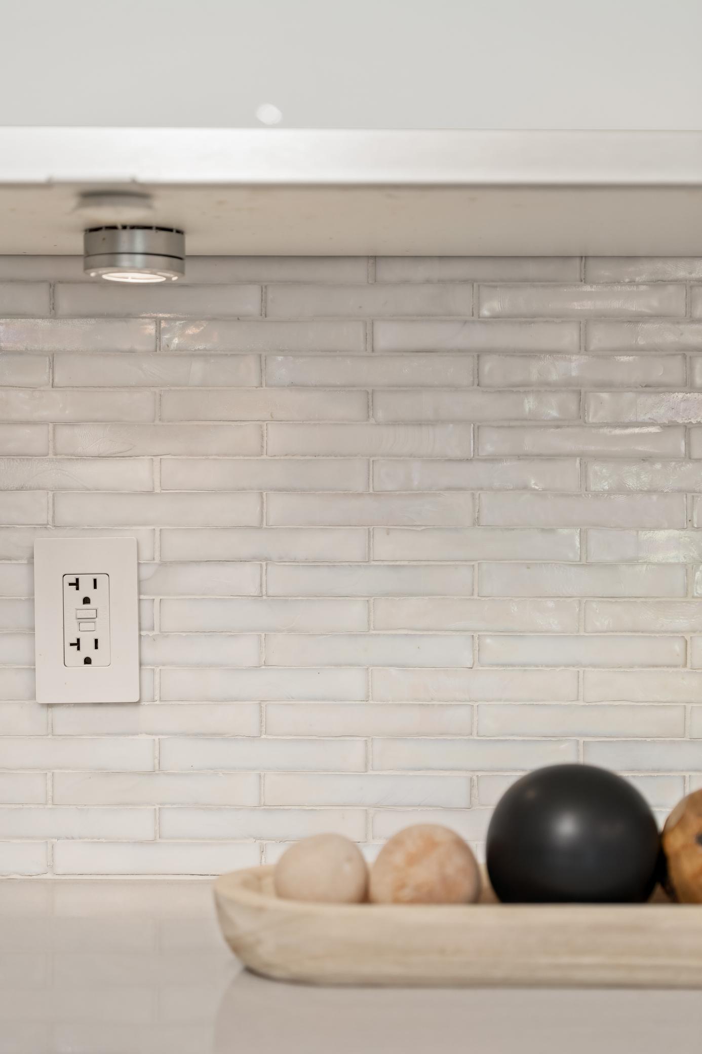 2928 Dean Parkway #3B