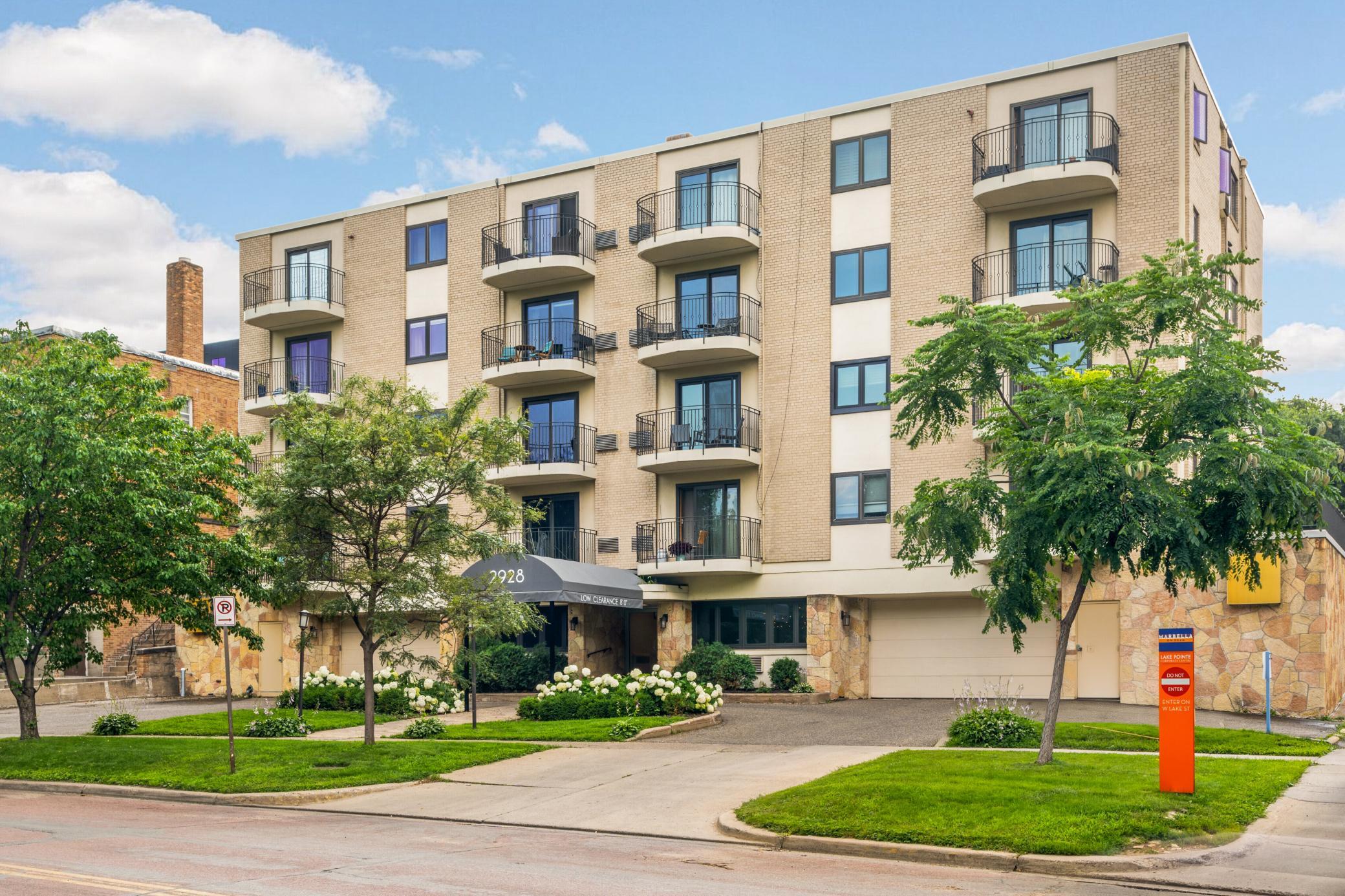 2928 Dean Parkway #3B