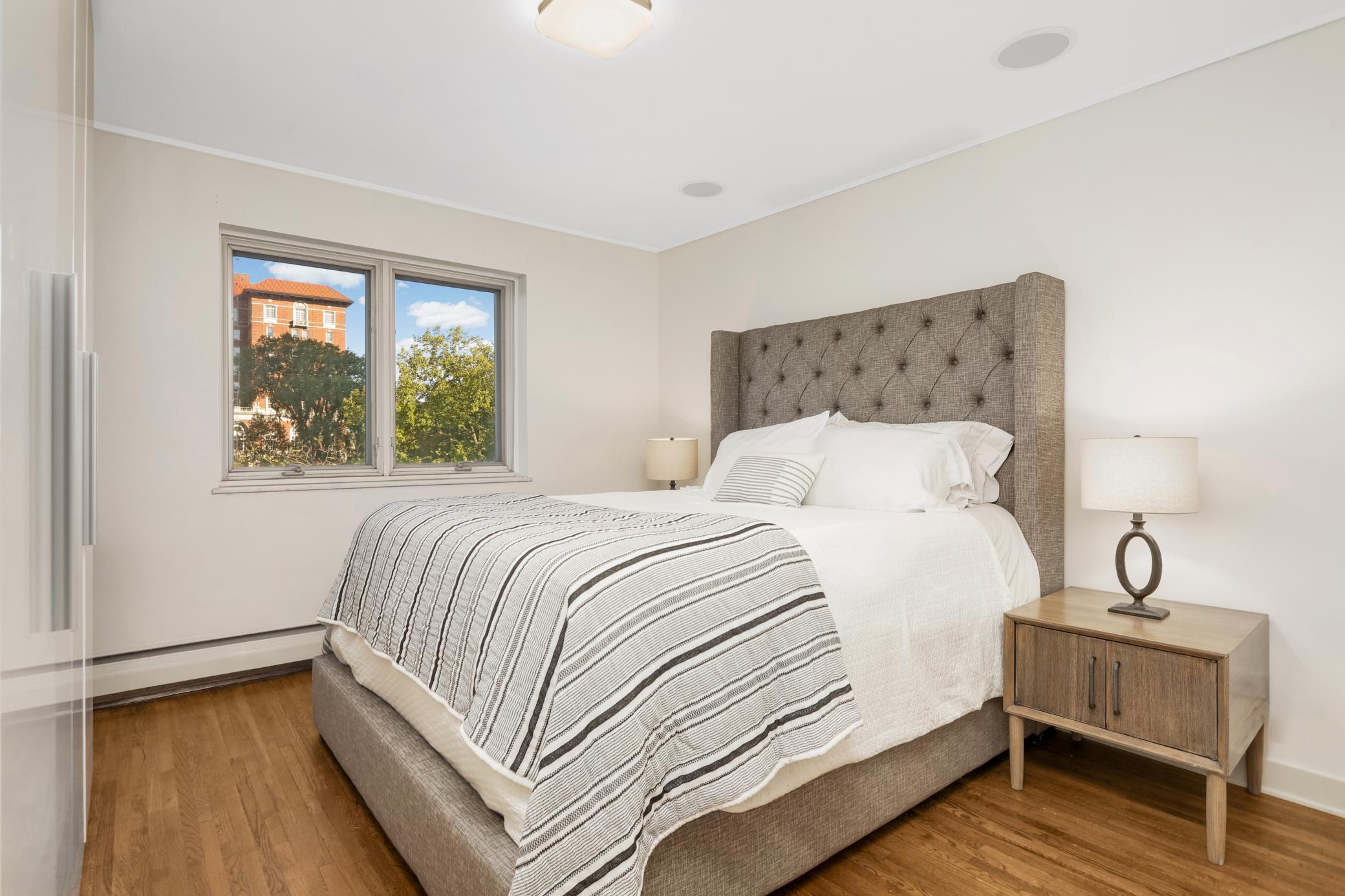 2928 Dean Parkway #3B