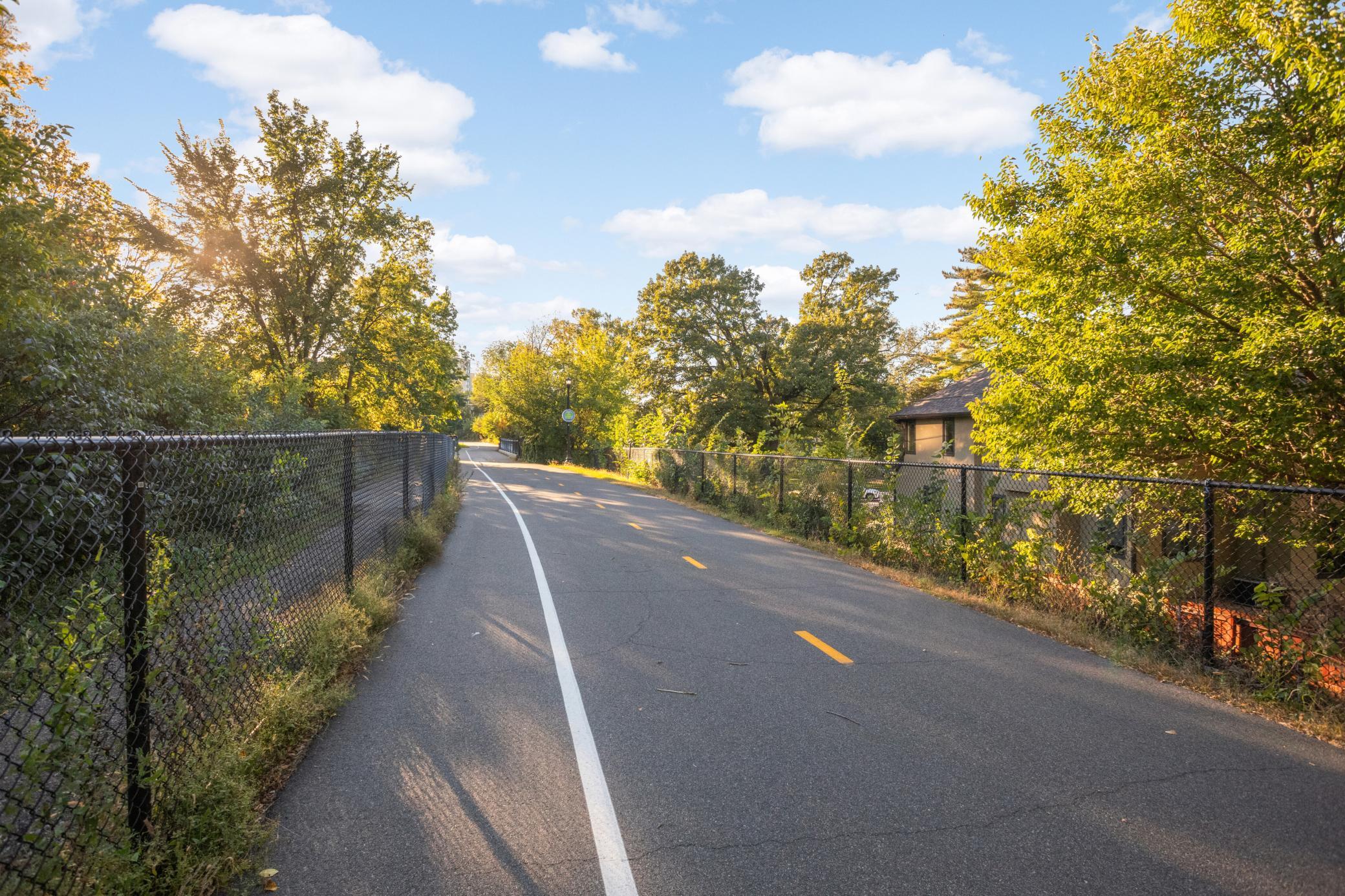 2928 Dean Parkway #3B