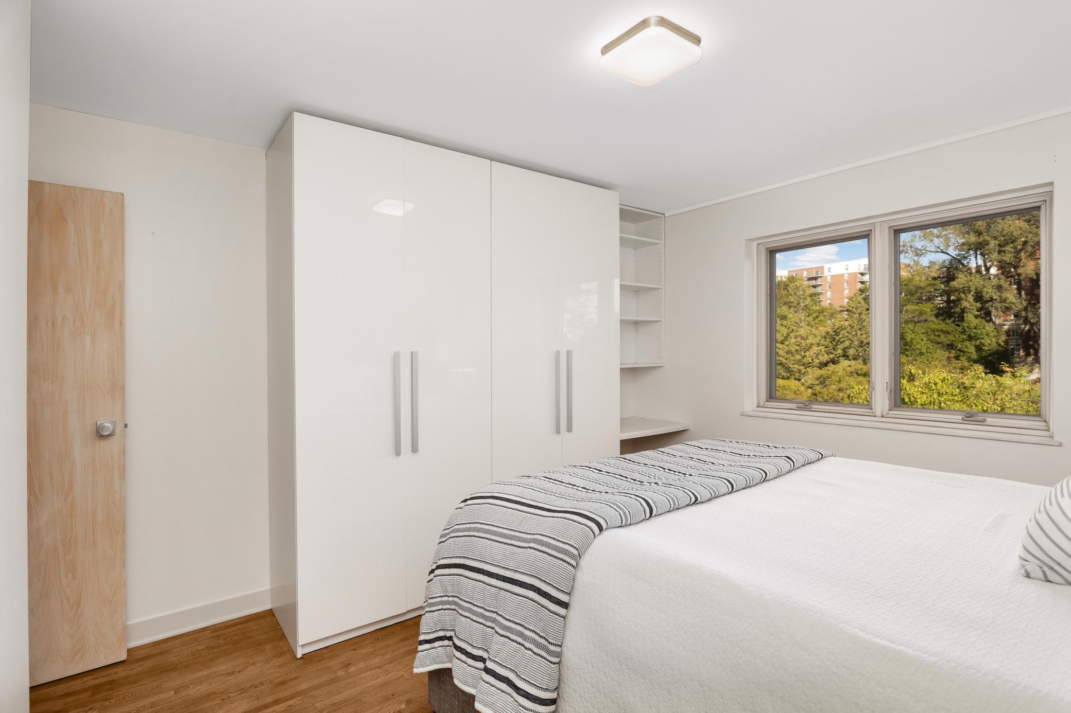 2928 Dean Parkway #3B