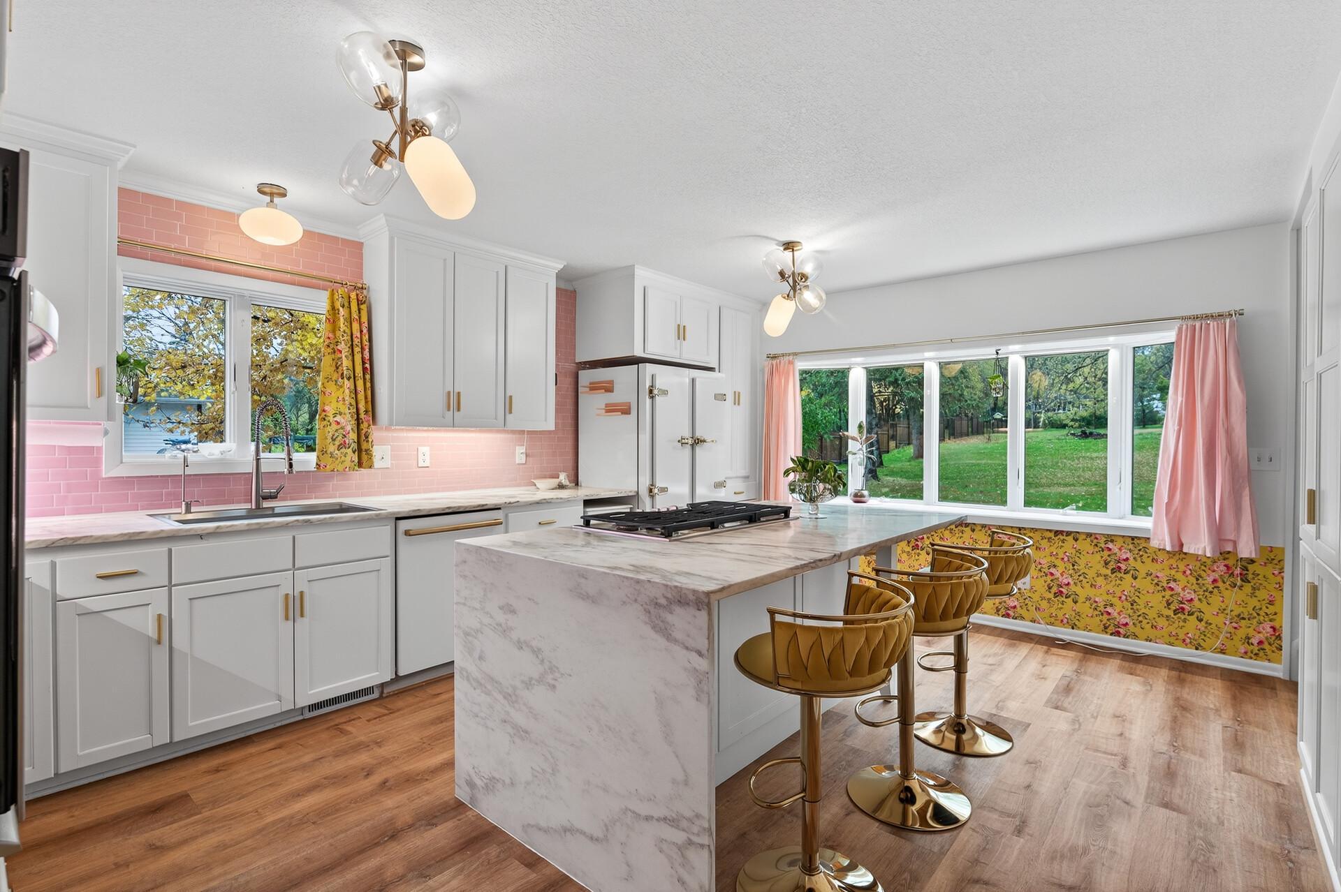 5080 Minneapolis Avenue