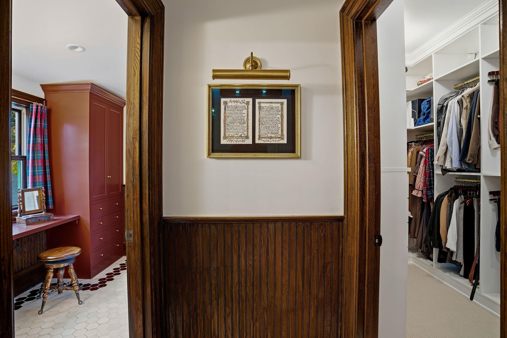 212 Cedar Lake Road S