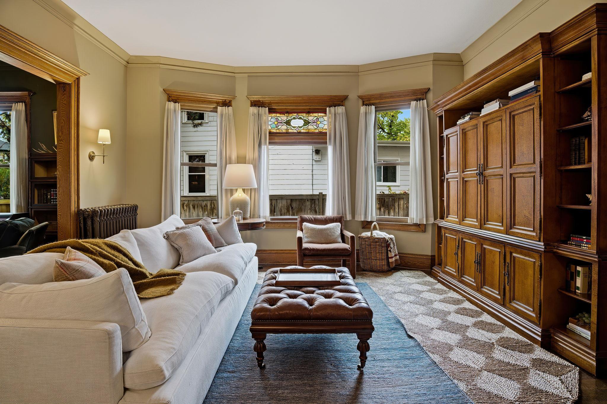 212 Cedar Lake Road S