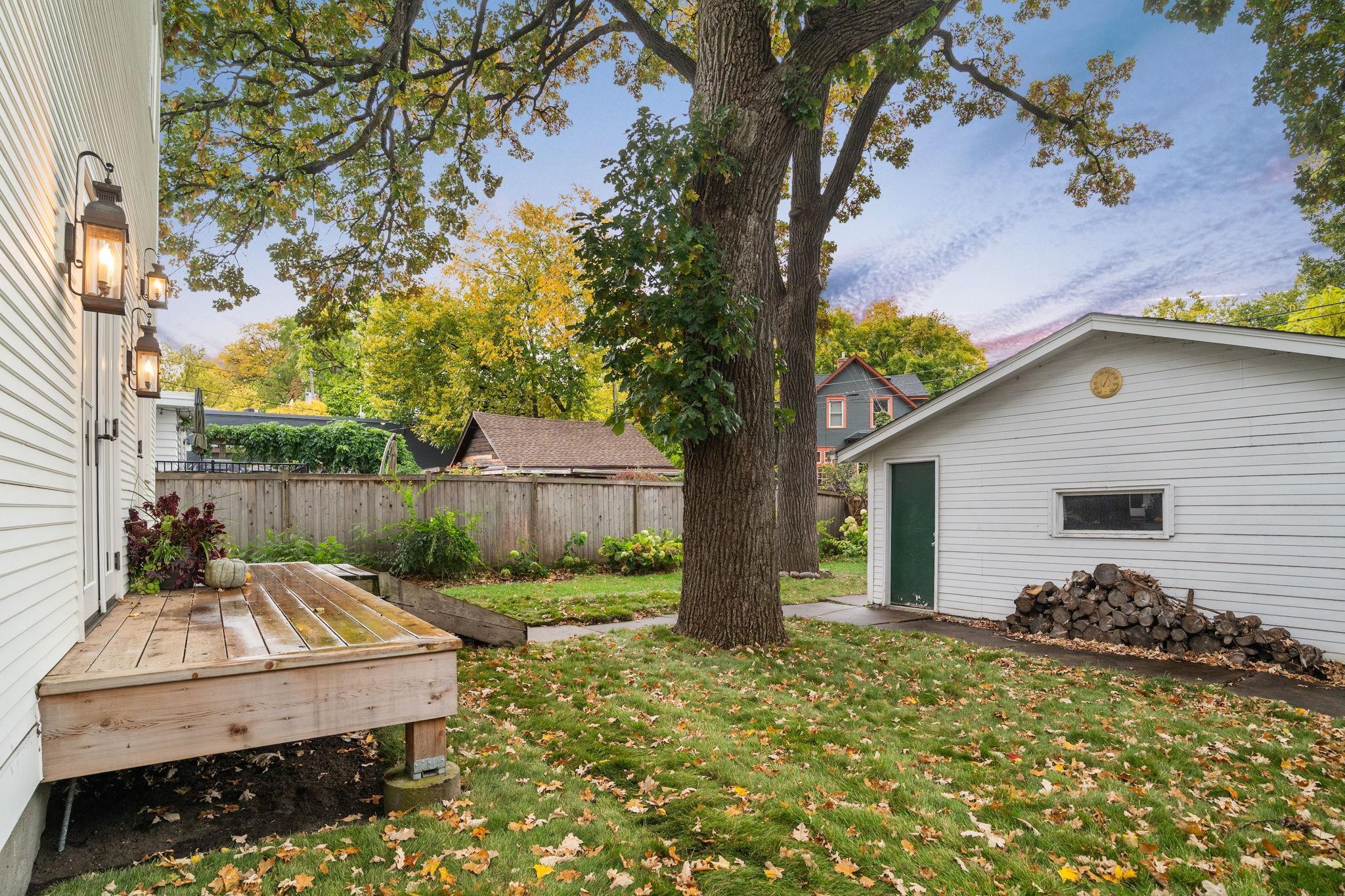 212 Cedar Lake Road S