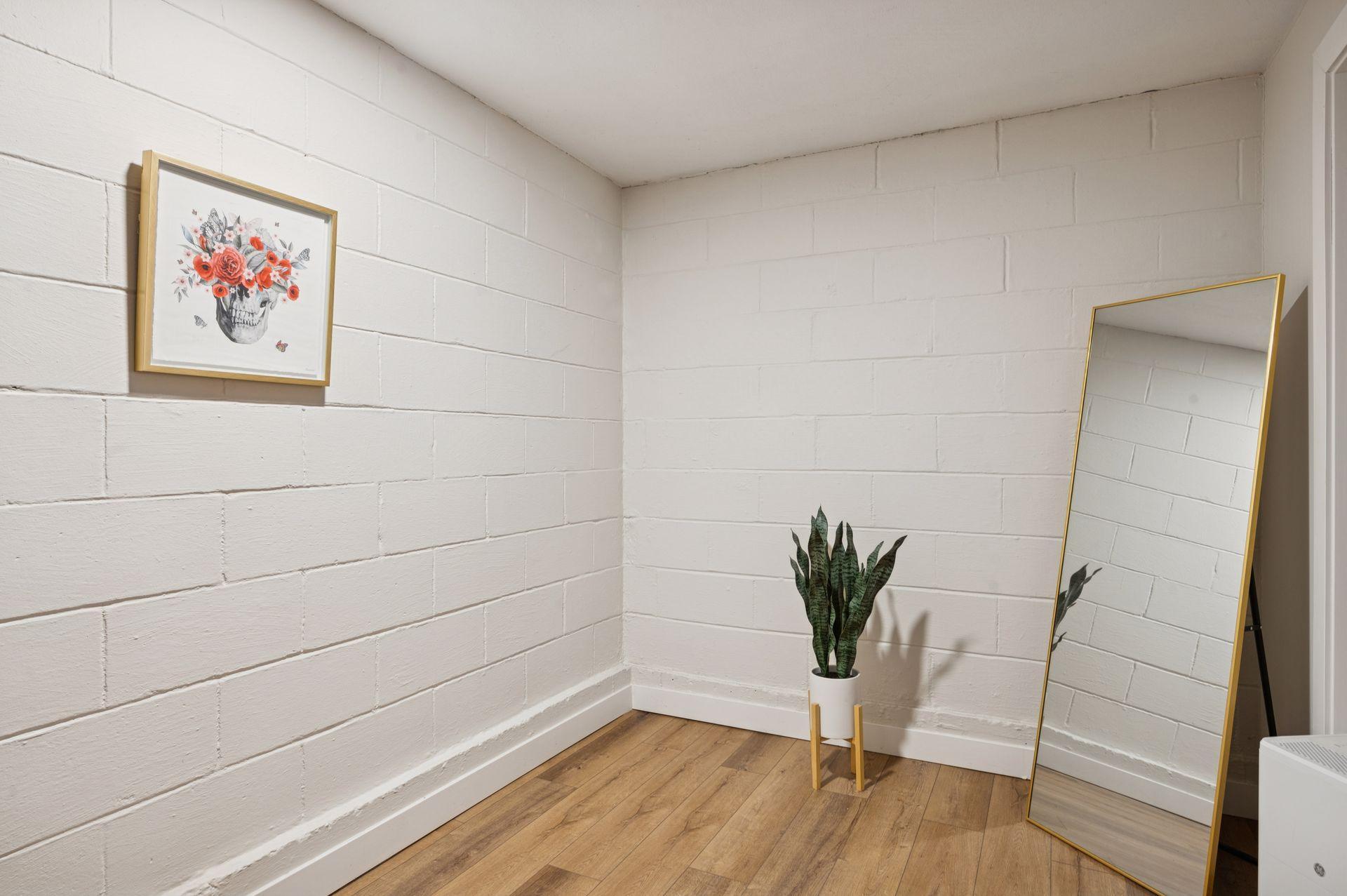 3513 Emerson Avenue S