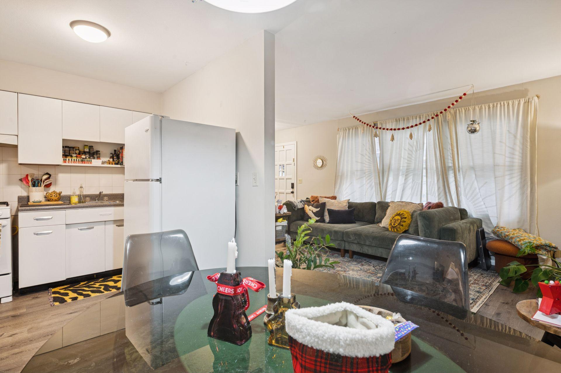 3513 Emerson Avenue S