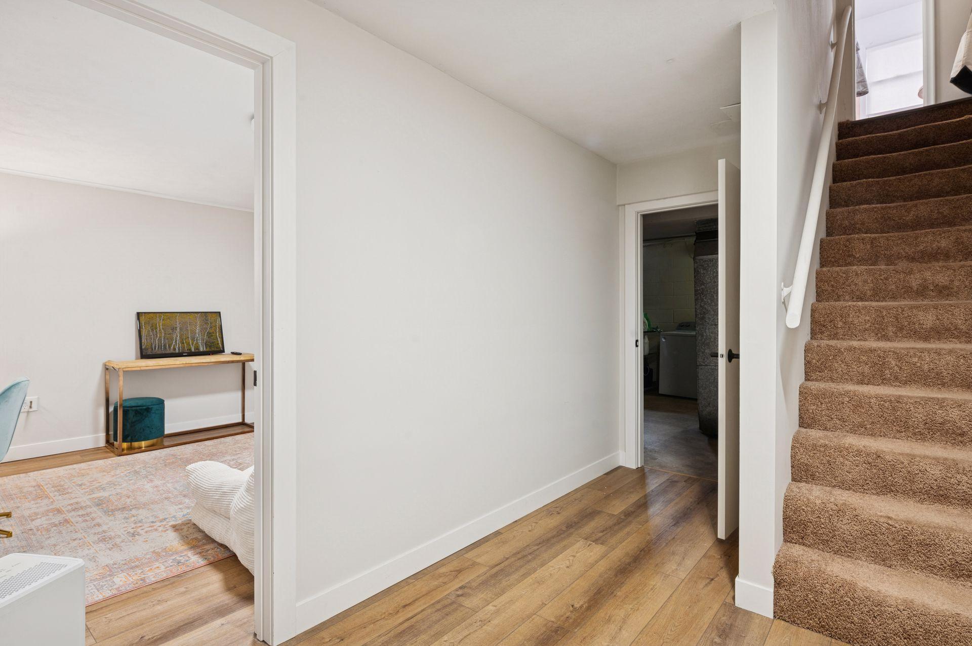 3513 Emerson Avenue S