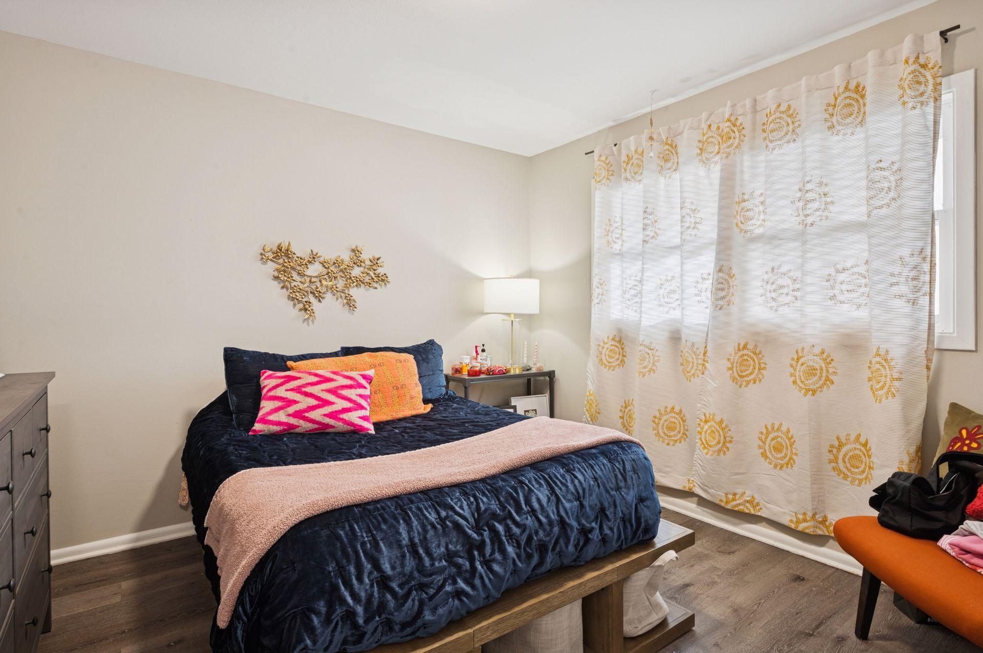 3513 Emerson Avenue S