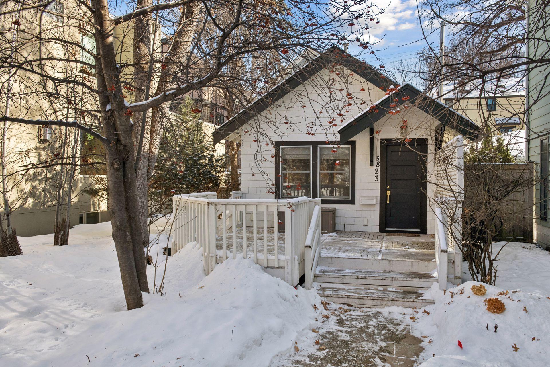 3823 Vincent Avenue S