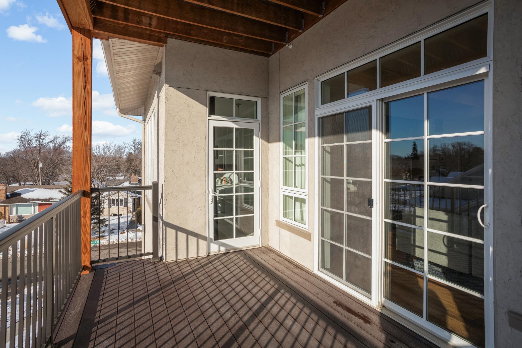 4901 Hawthorne Court #202