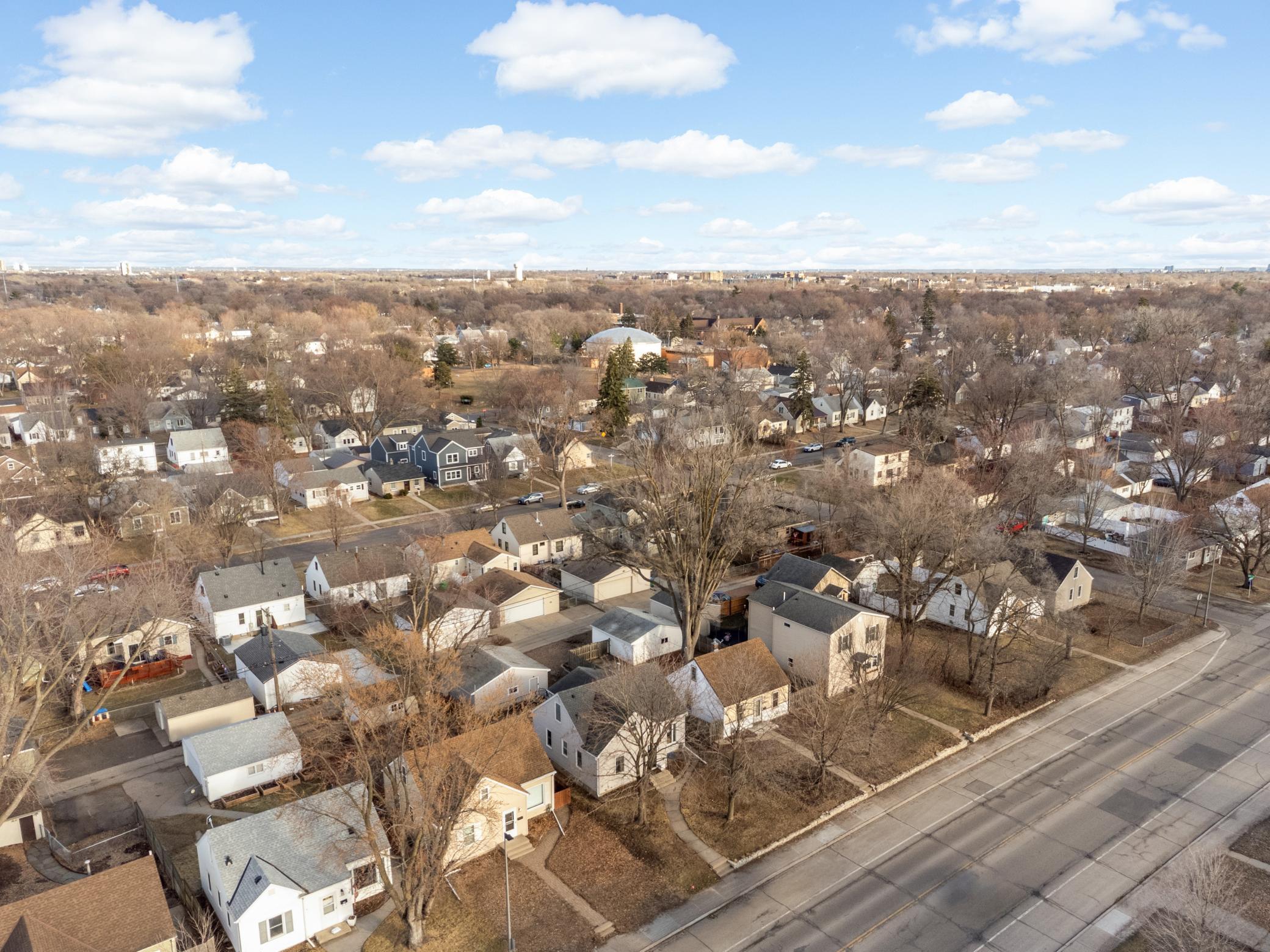 2837 Louisiana Avenue S