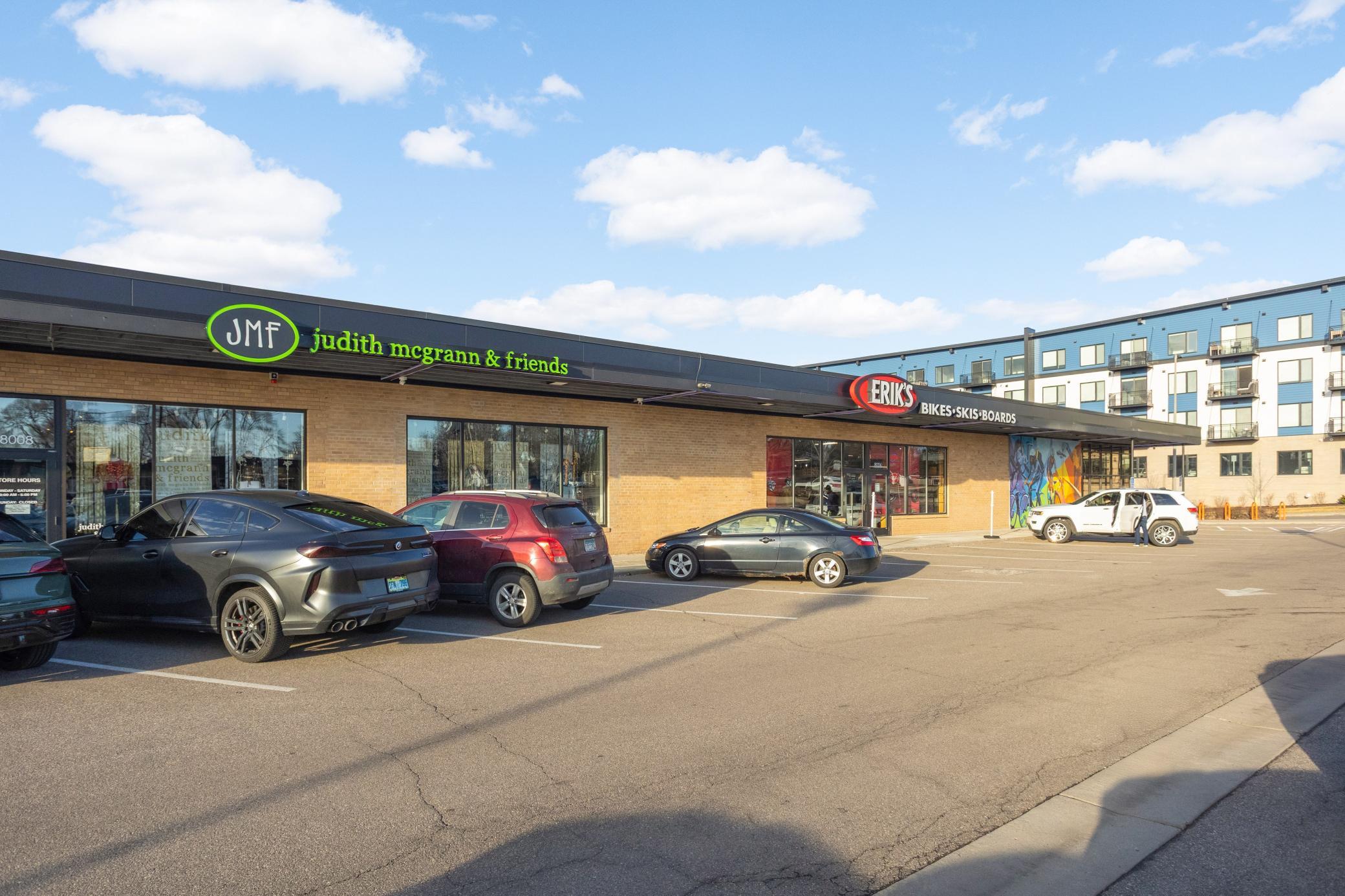 2837 Louisiana Avenue S