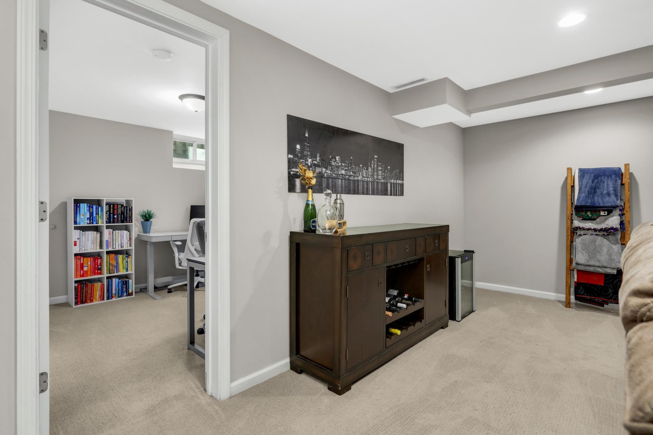 2837 Louisiana Avenue S