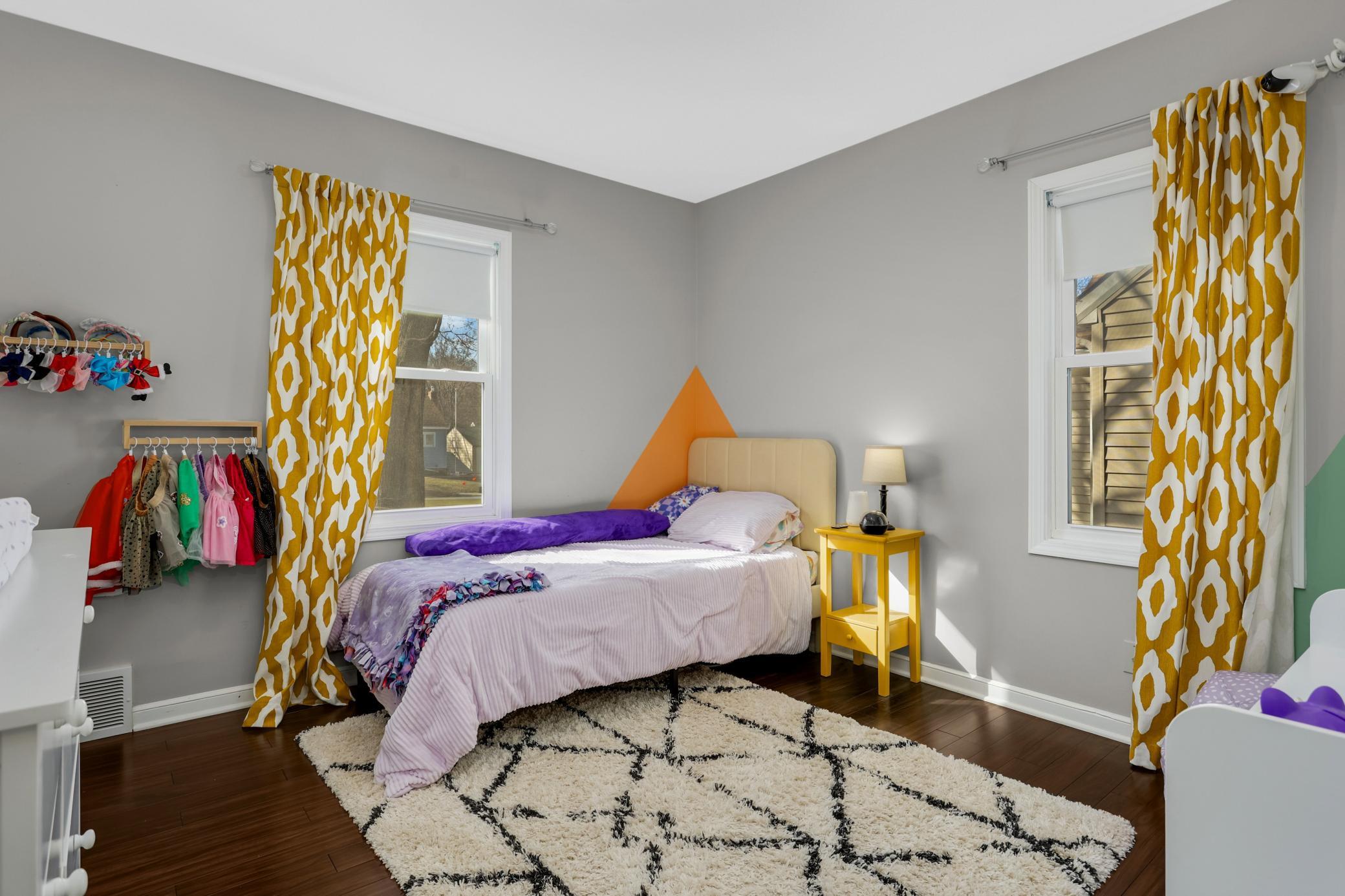 2837 Louisiana Avenue S