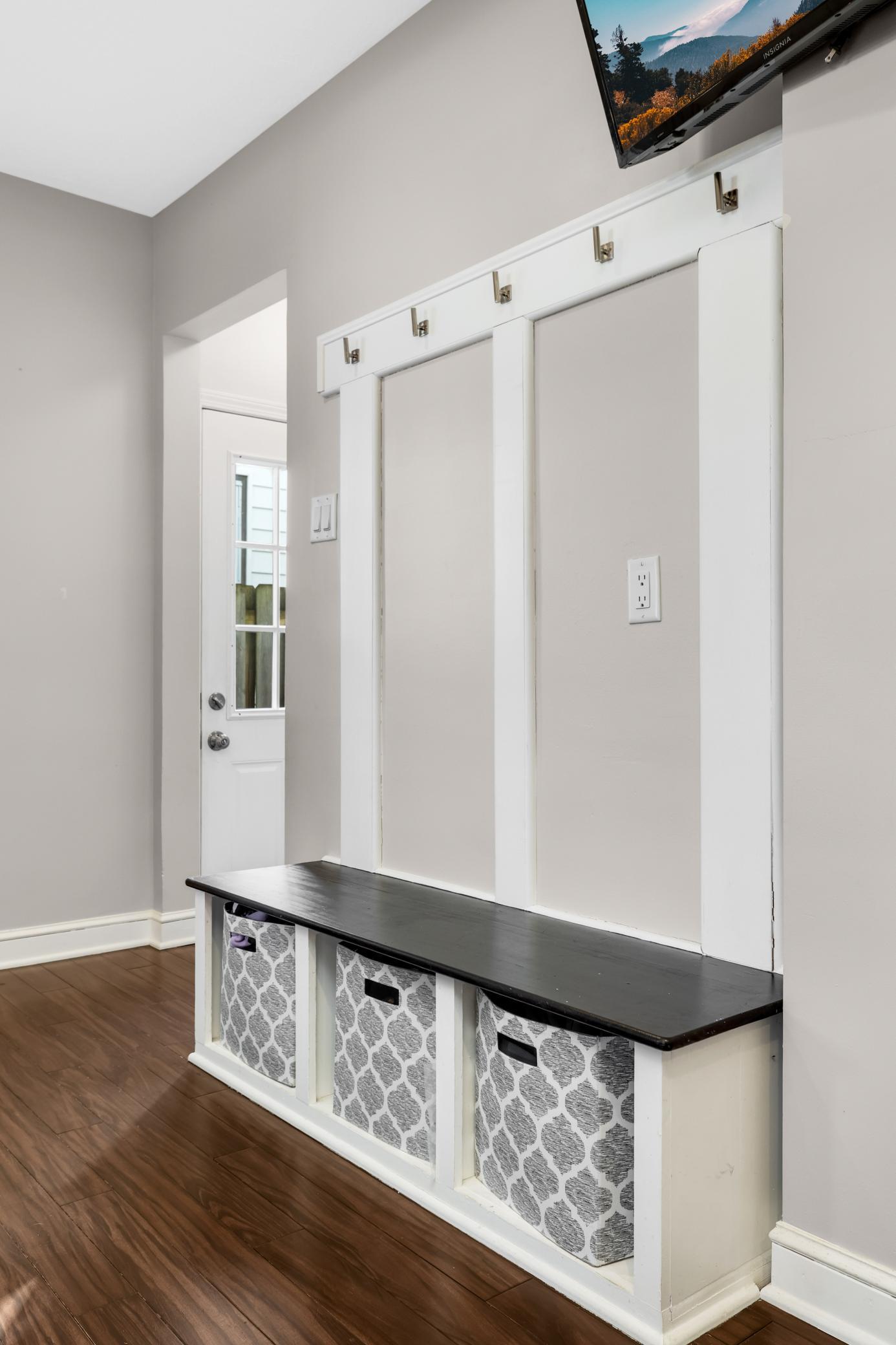 2837 Louisiana Avenue S