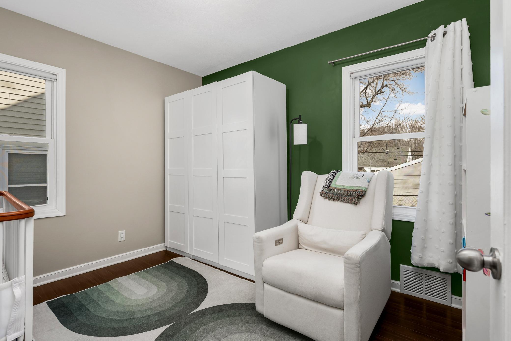 2837 Louisiana Avenue S