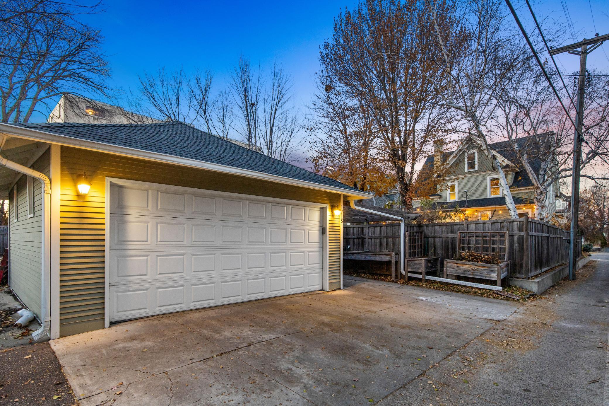 1715 W 31st Street