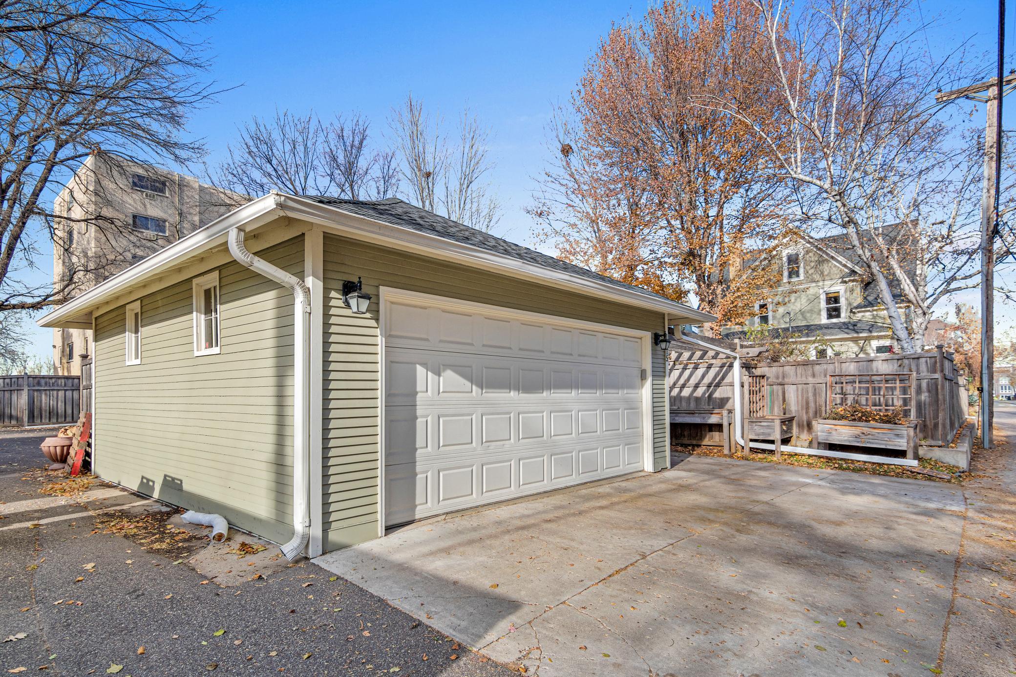 1715 W 31st Street