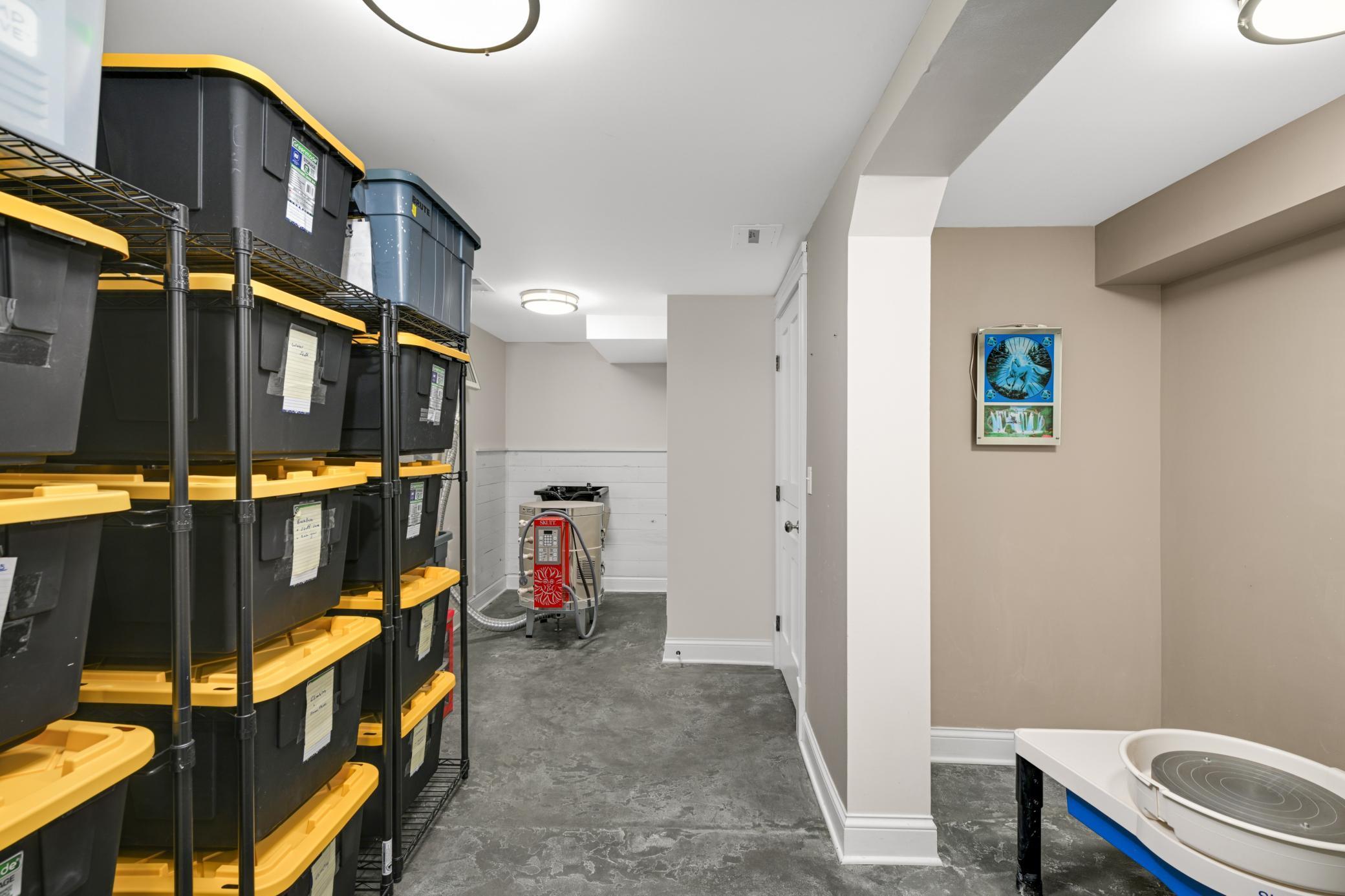 1715 W 31st Street