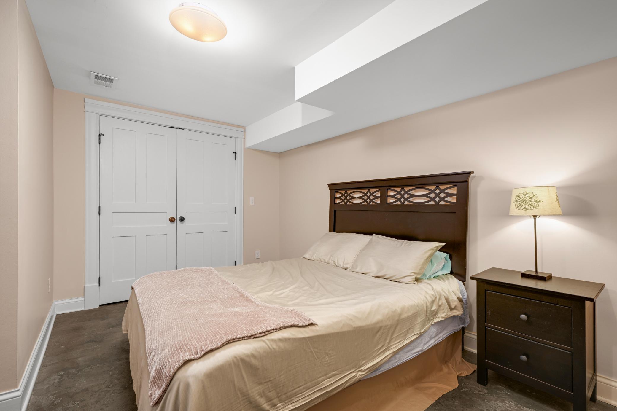 1715 W 31st Street