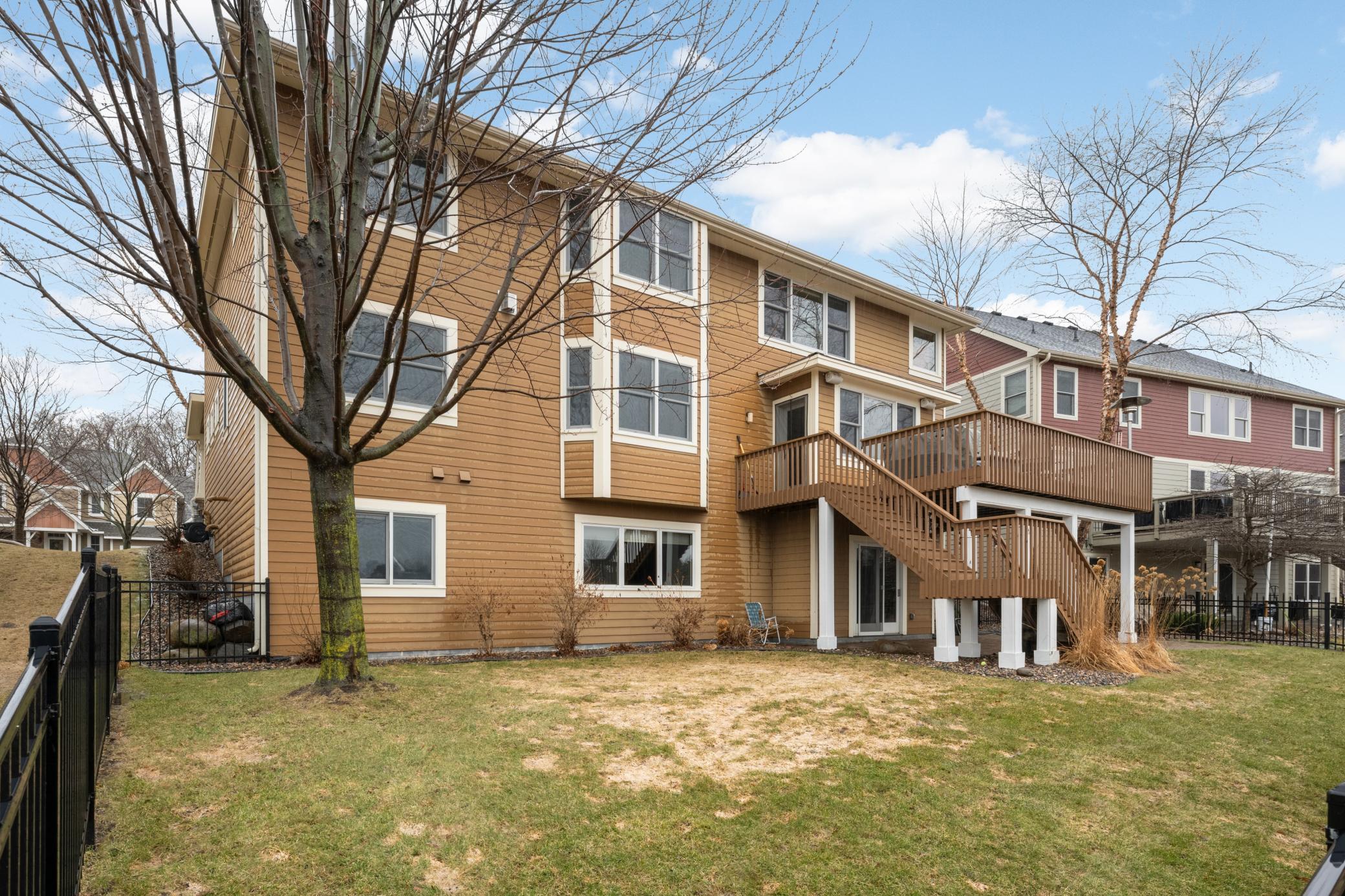 10590 Watersedge Lane