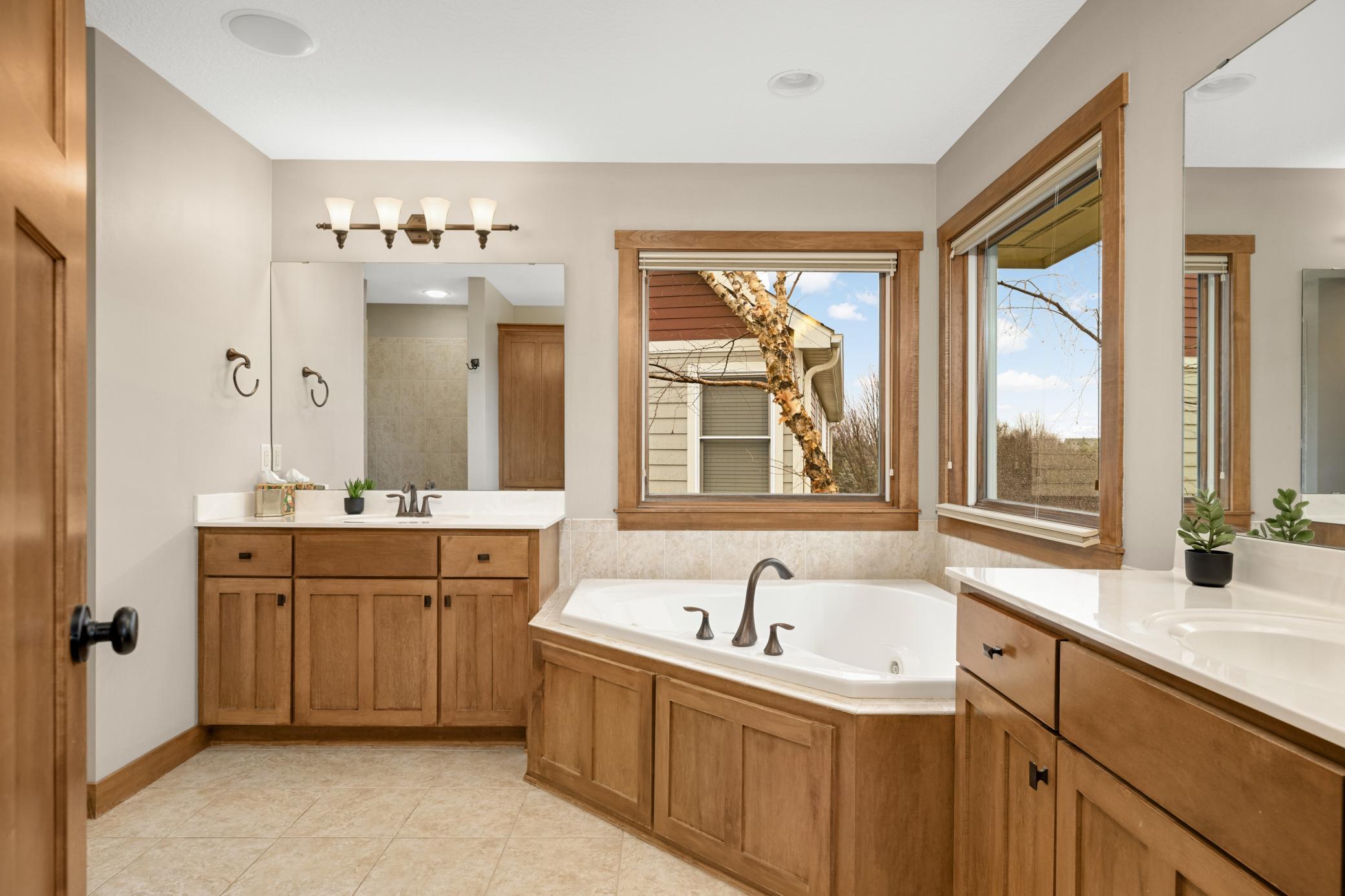 10590 Watersedge Lane